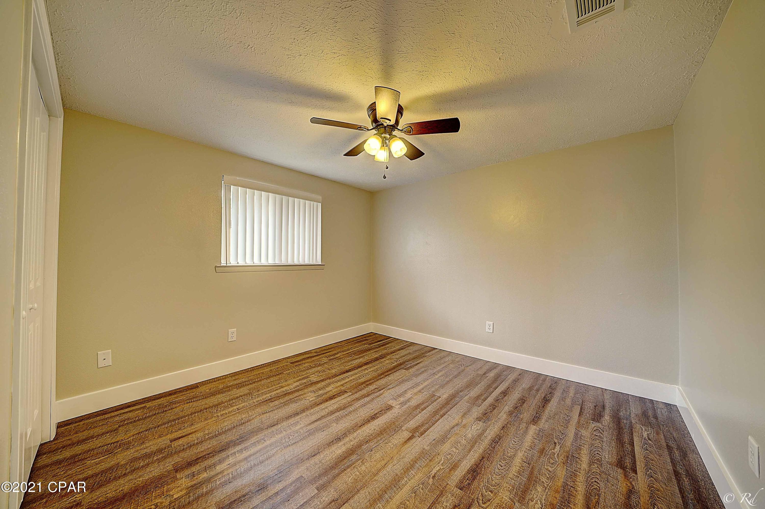 Belaire Estates U-4 - Residential