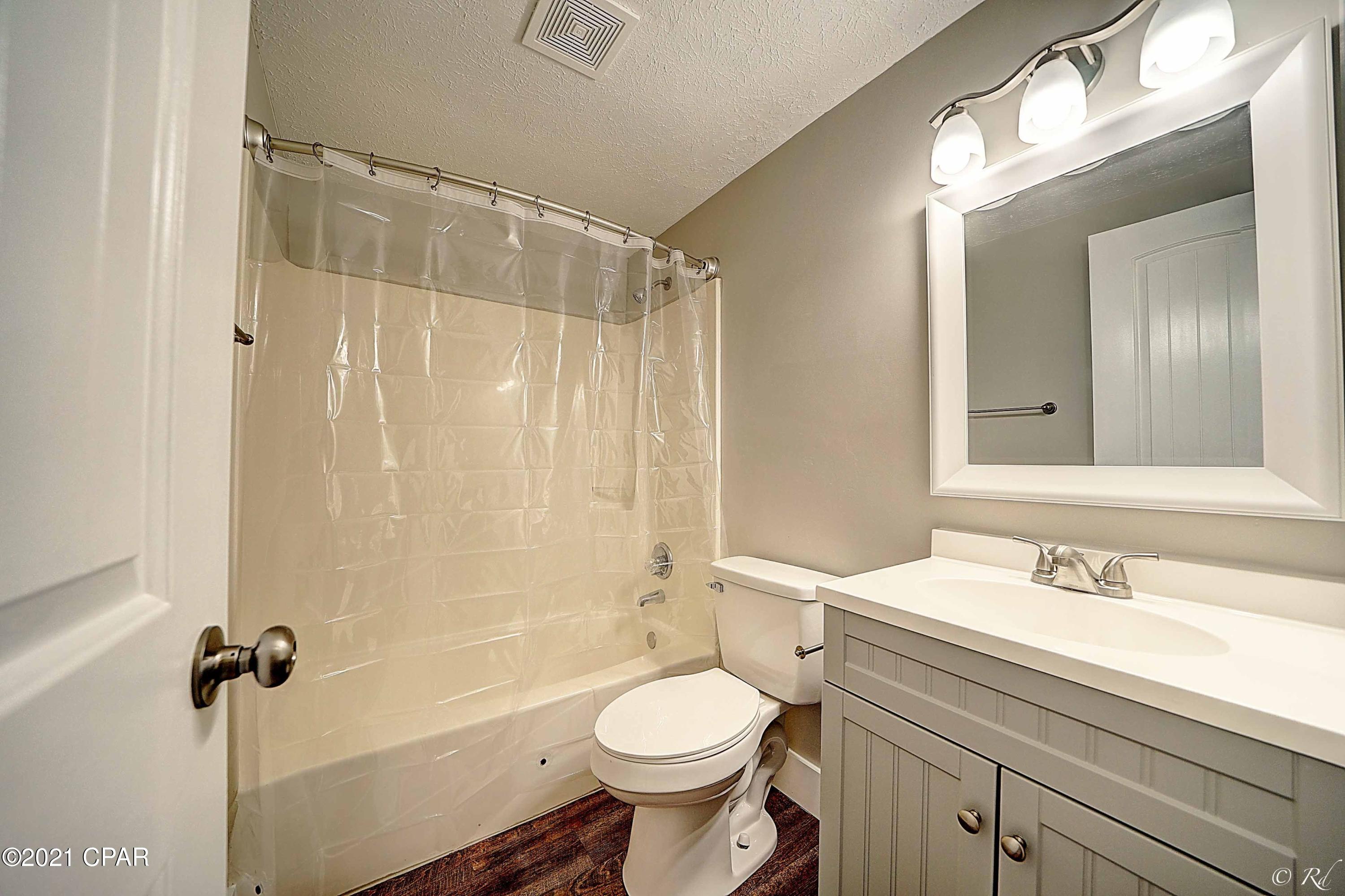 Belaire Estates U-4 - Residential