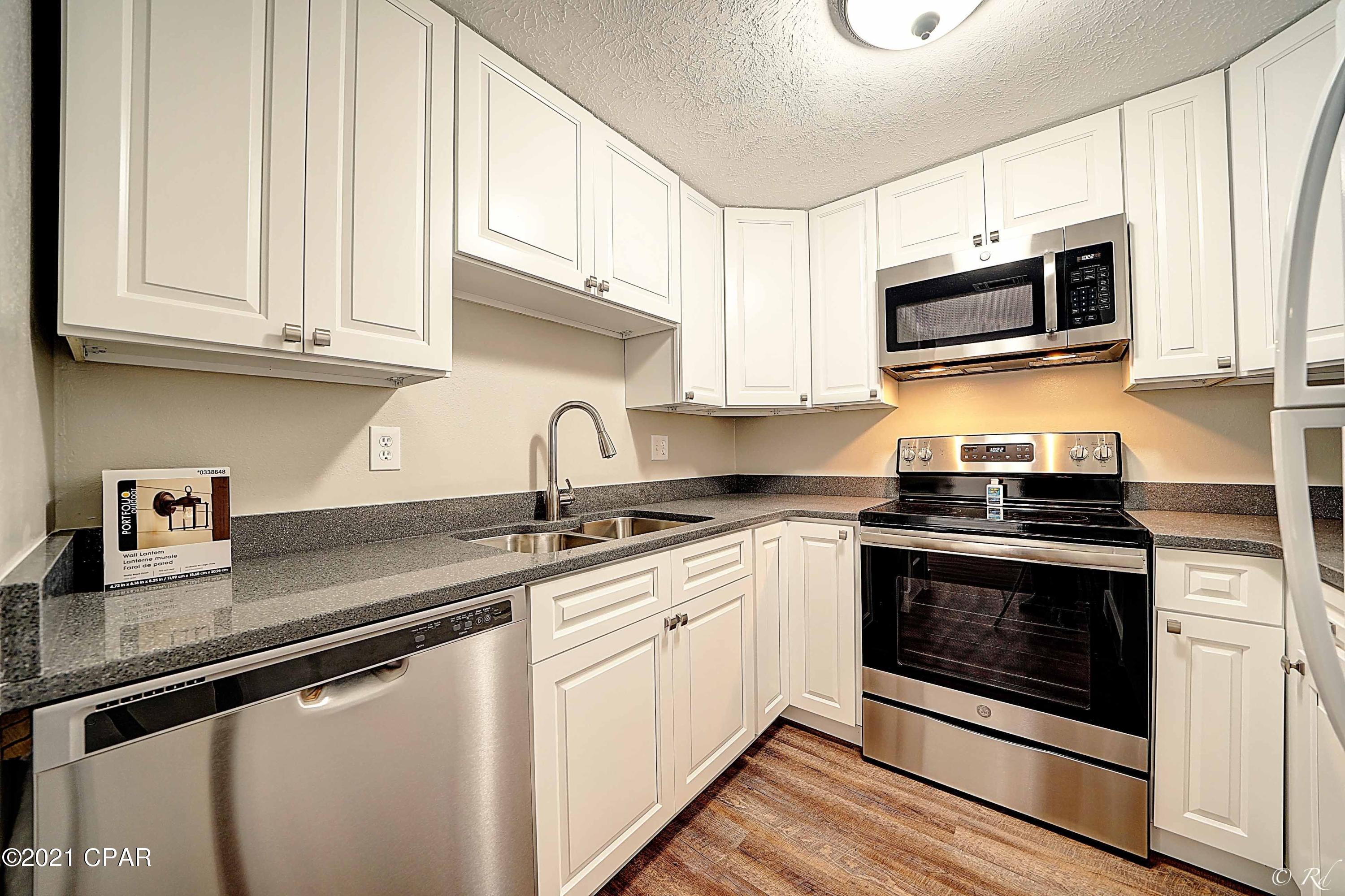 Belaire Estates U-4 - Residential