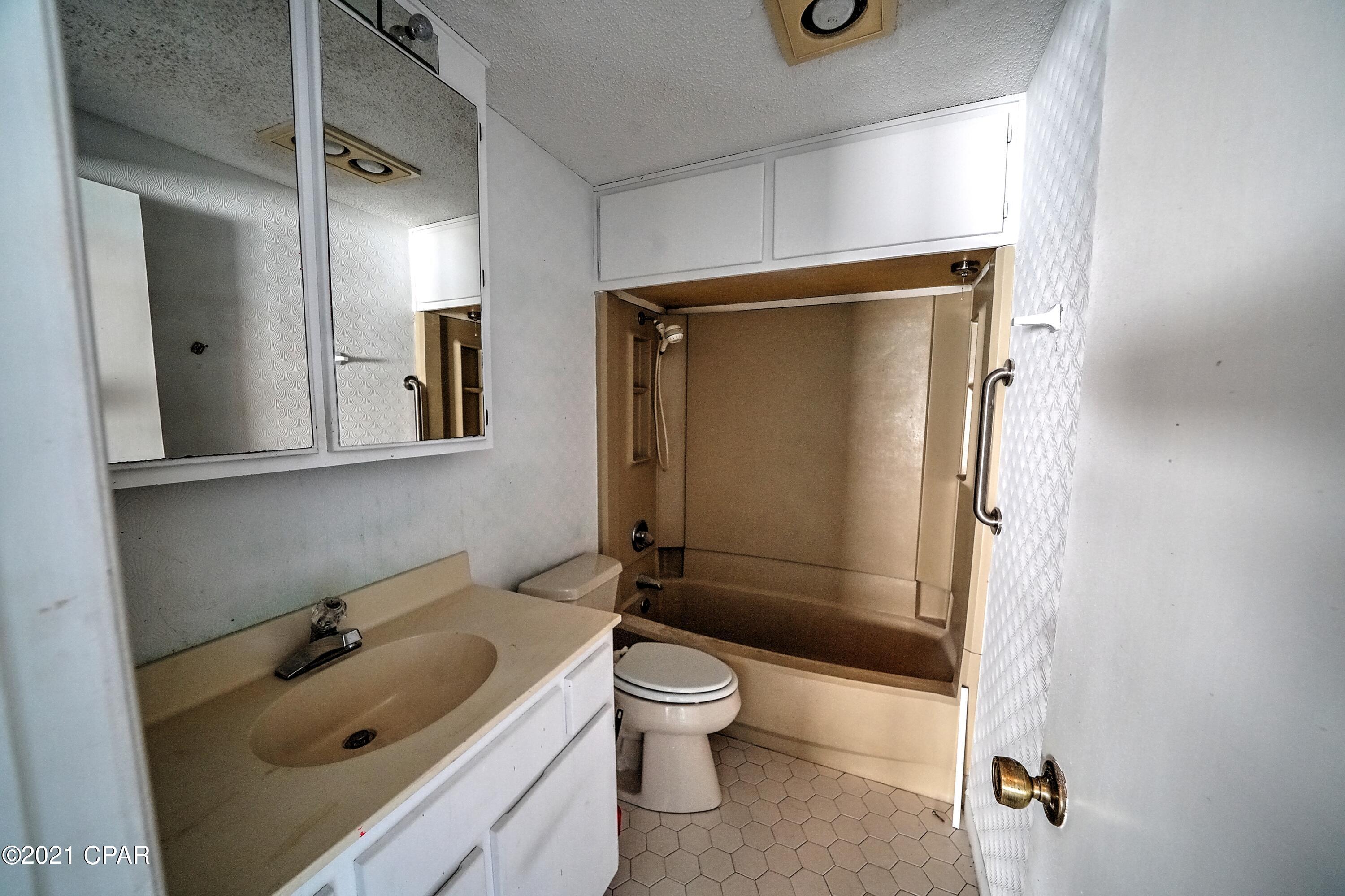 Venture Out Travel Trail - Residential