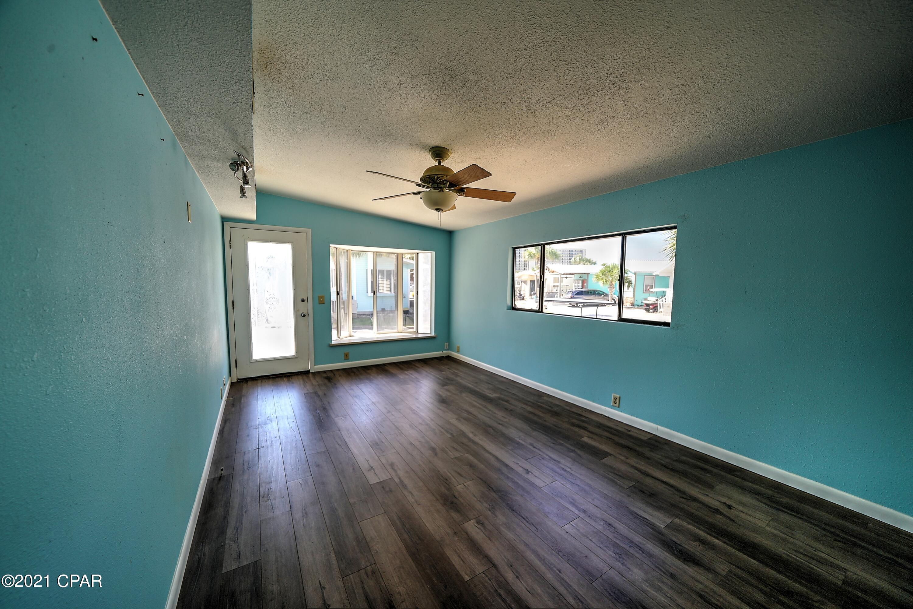 Venture Out Travel Trail - Residential