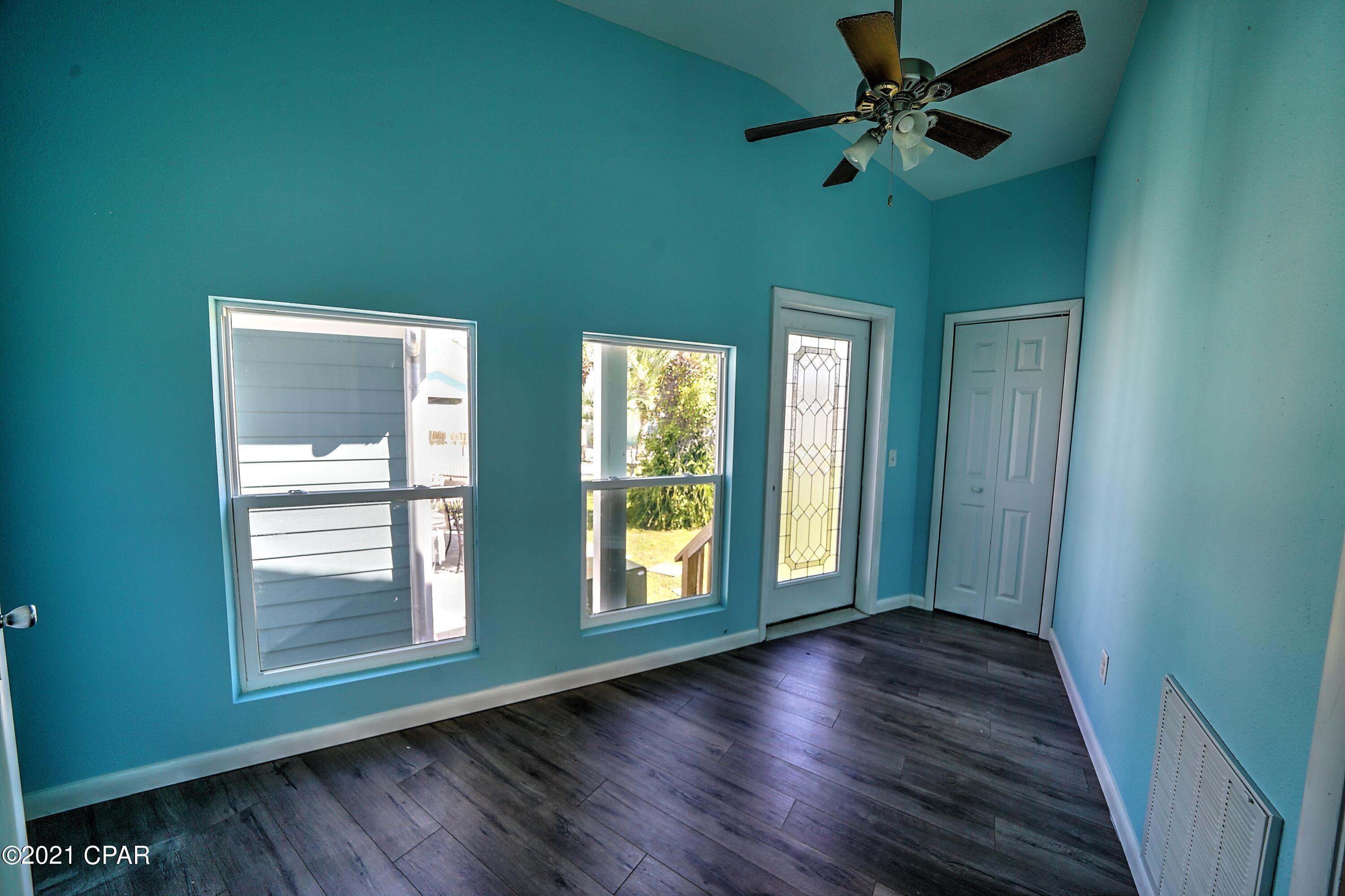 Venture Out Travel Trail - Residential