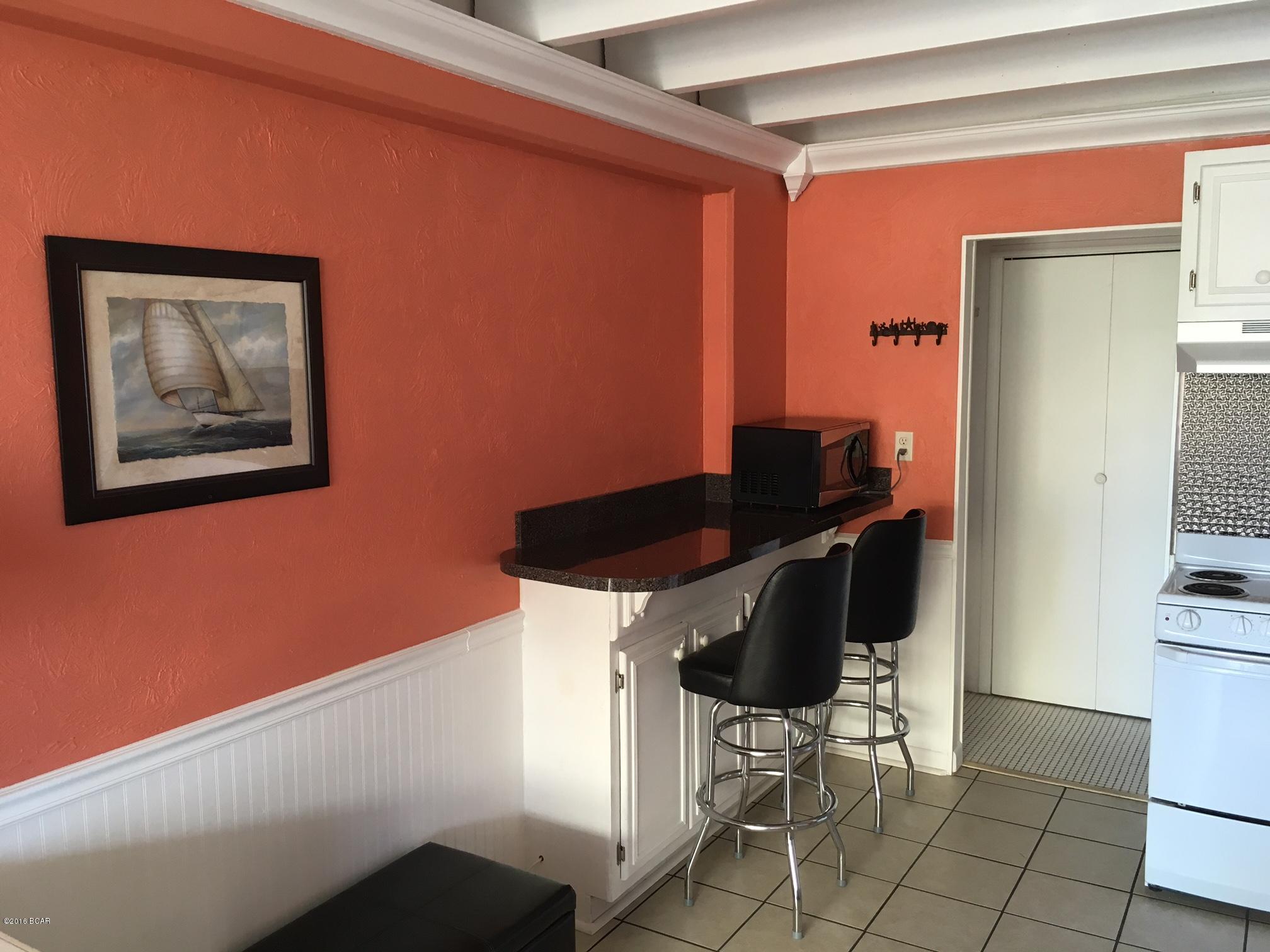 Fontainebleau Terrace - Residential