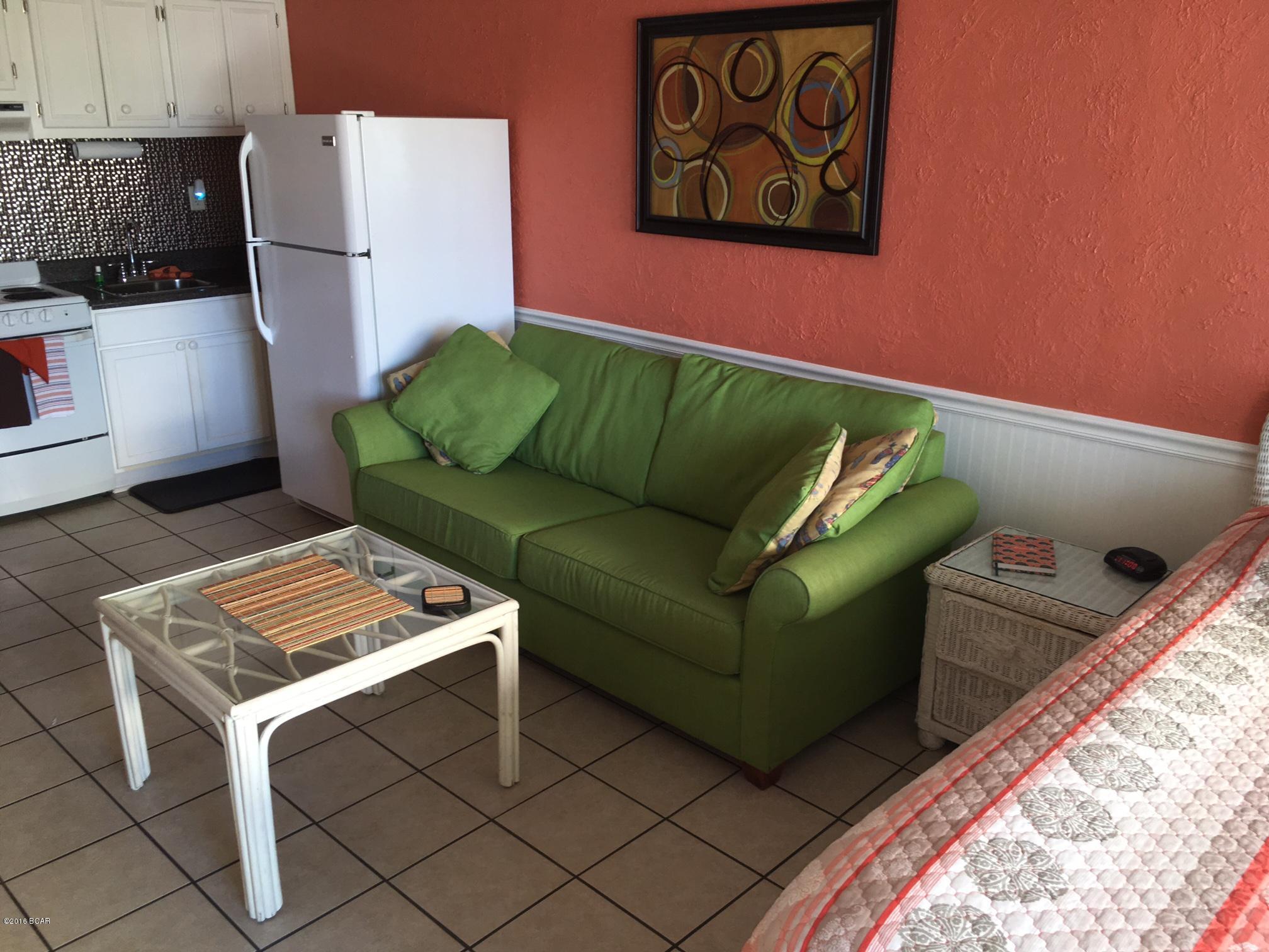 Fontainebleau Terrace - Residential