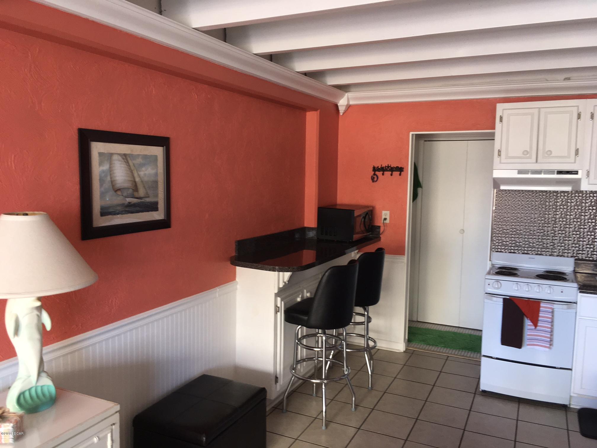 Fontainebleau Terrace - Residential