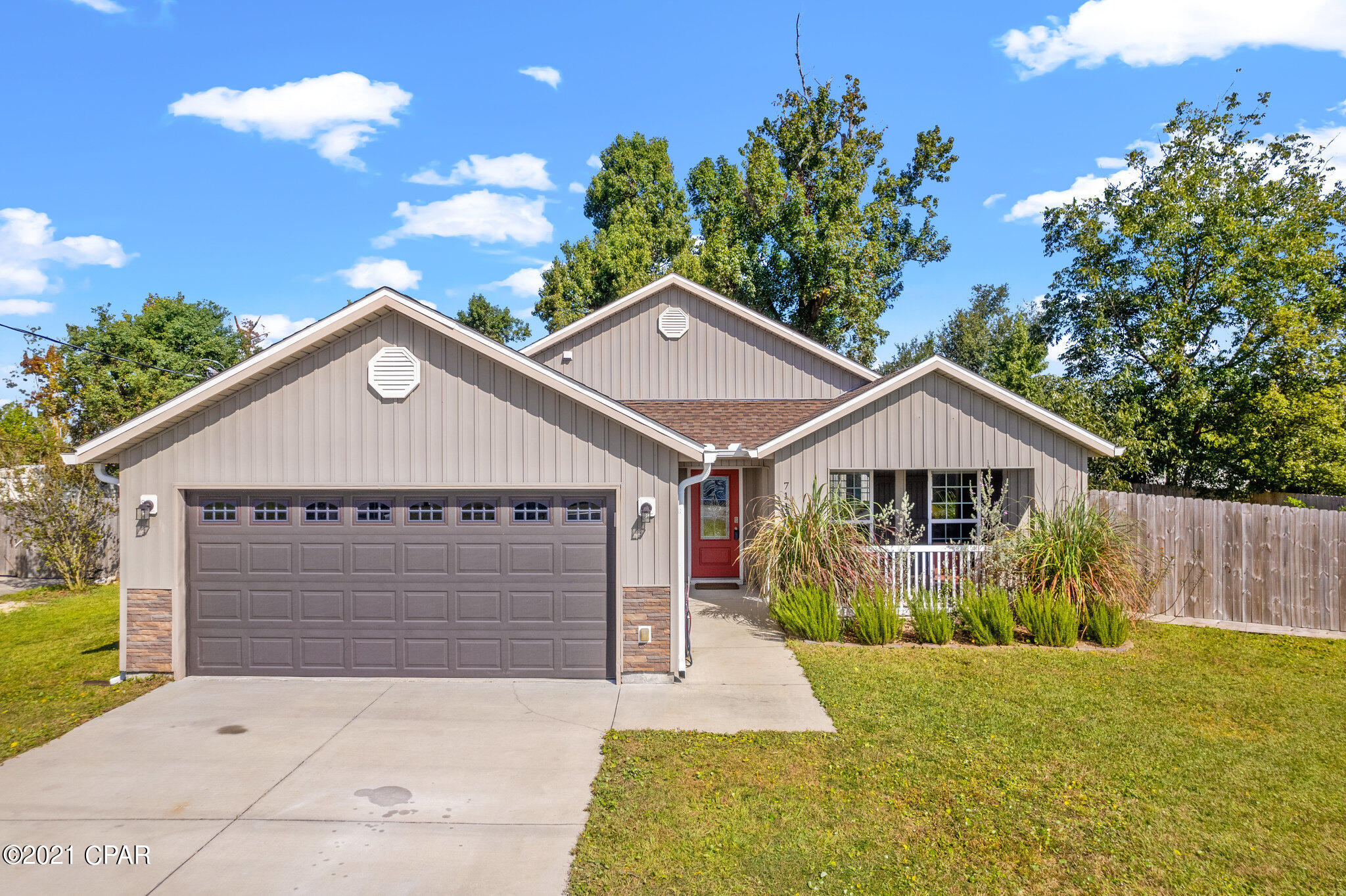 [No Recorded Subdiv] - Residential