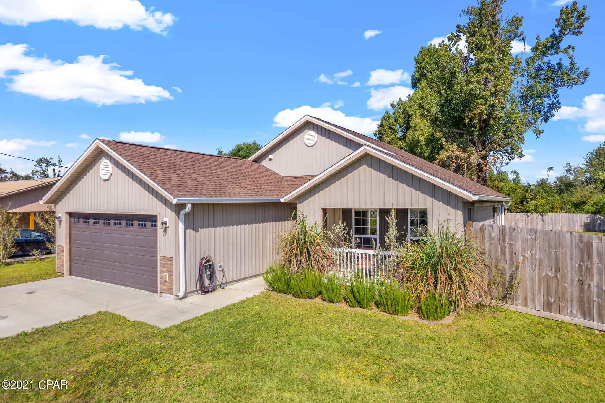 [No Recorded Subdiv] - Residential