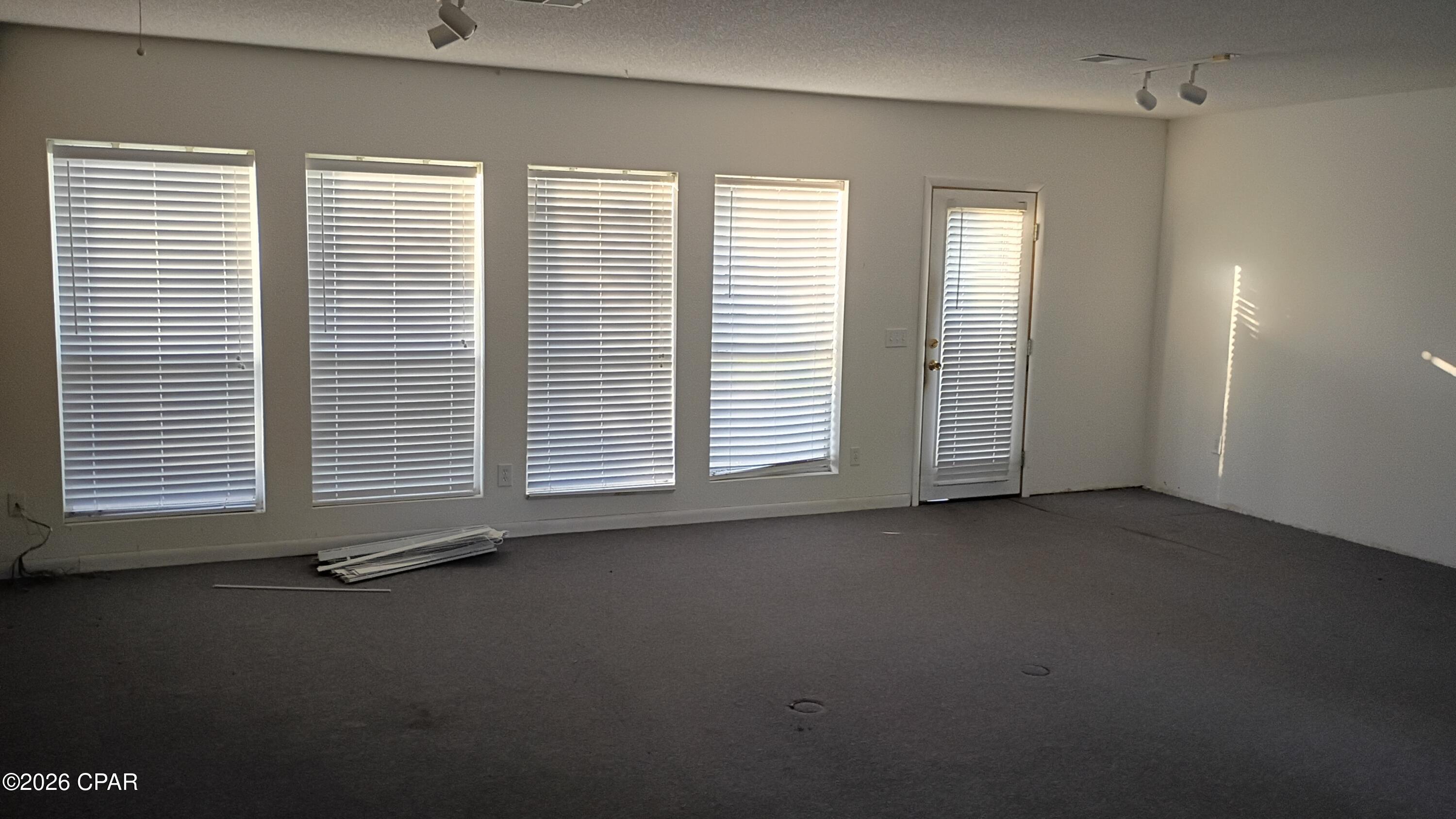 Long Lake Ridge - Residential