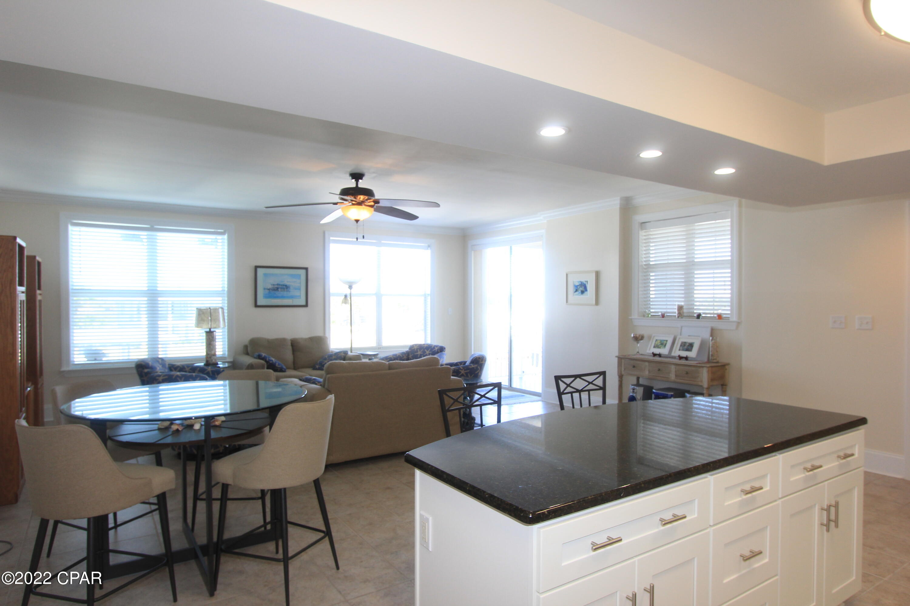 Mexico Beach Bus Cent - Residential