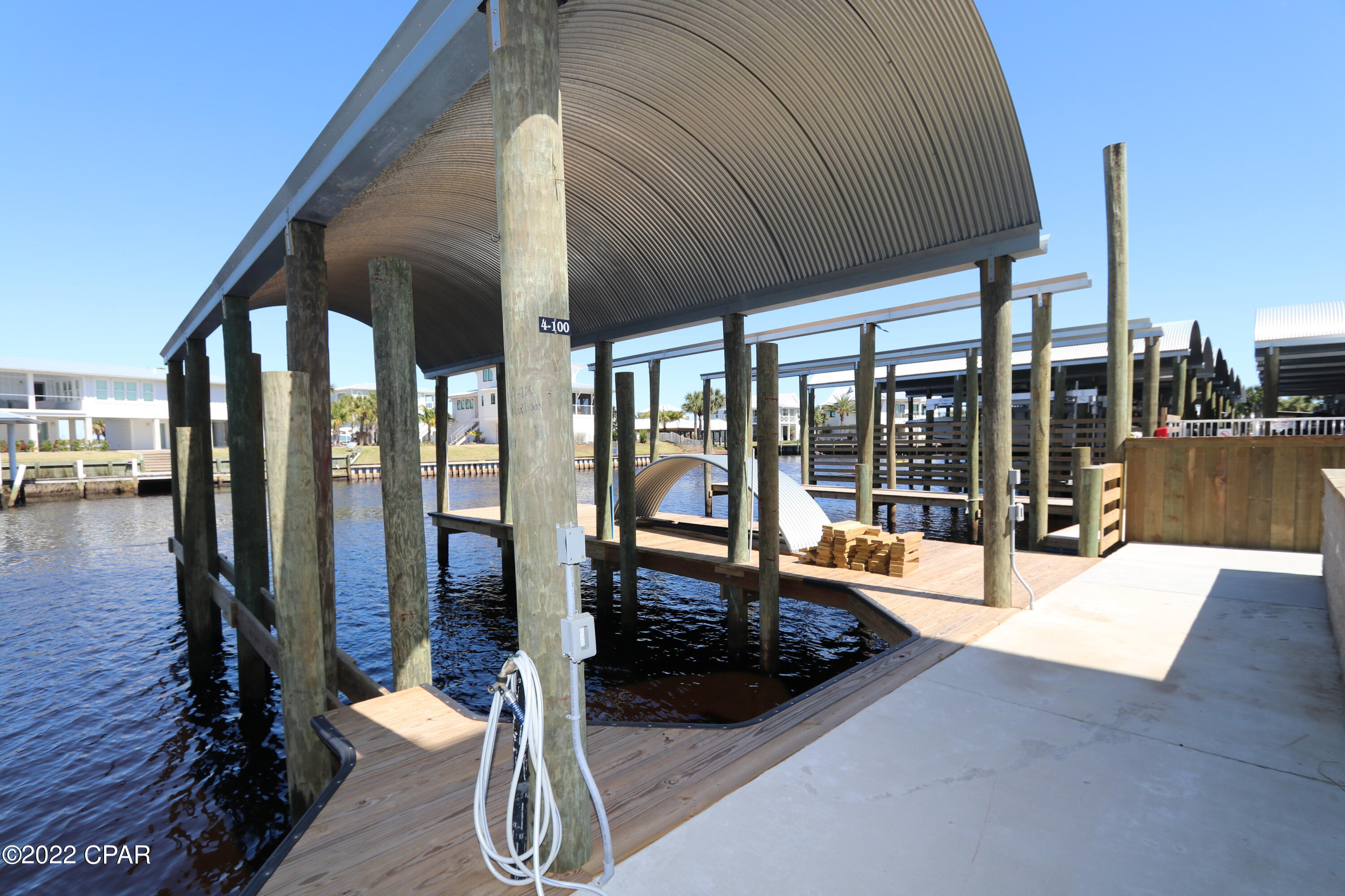 Mexico Beach Bus Cent - Residential