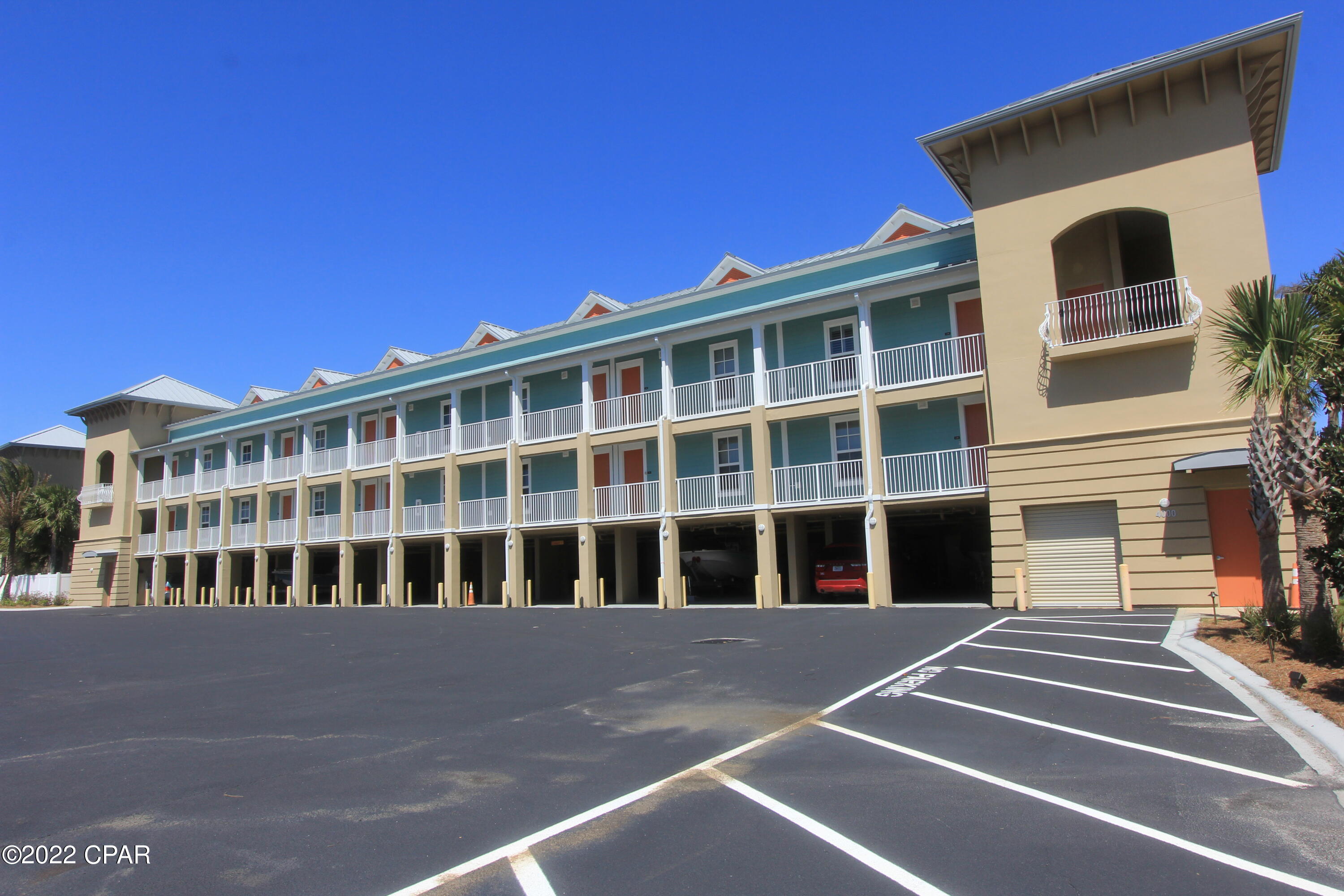 Mexico Beach Bus Cent - Residential