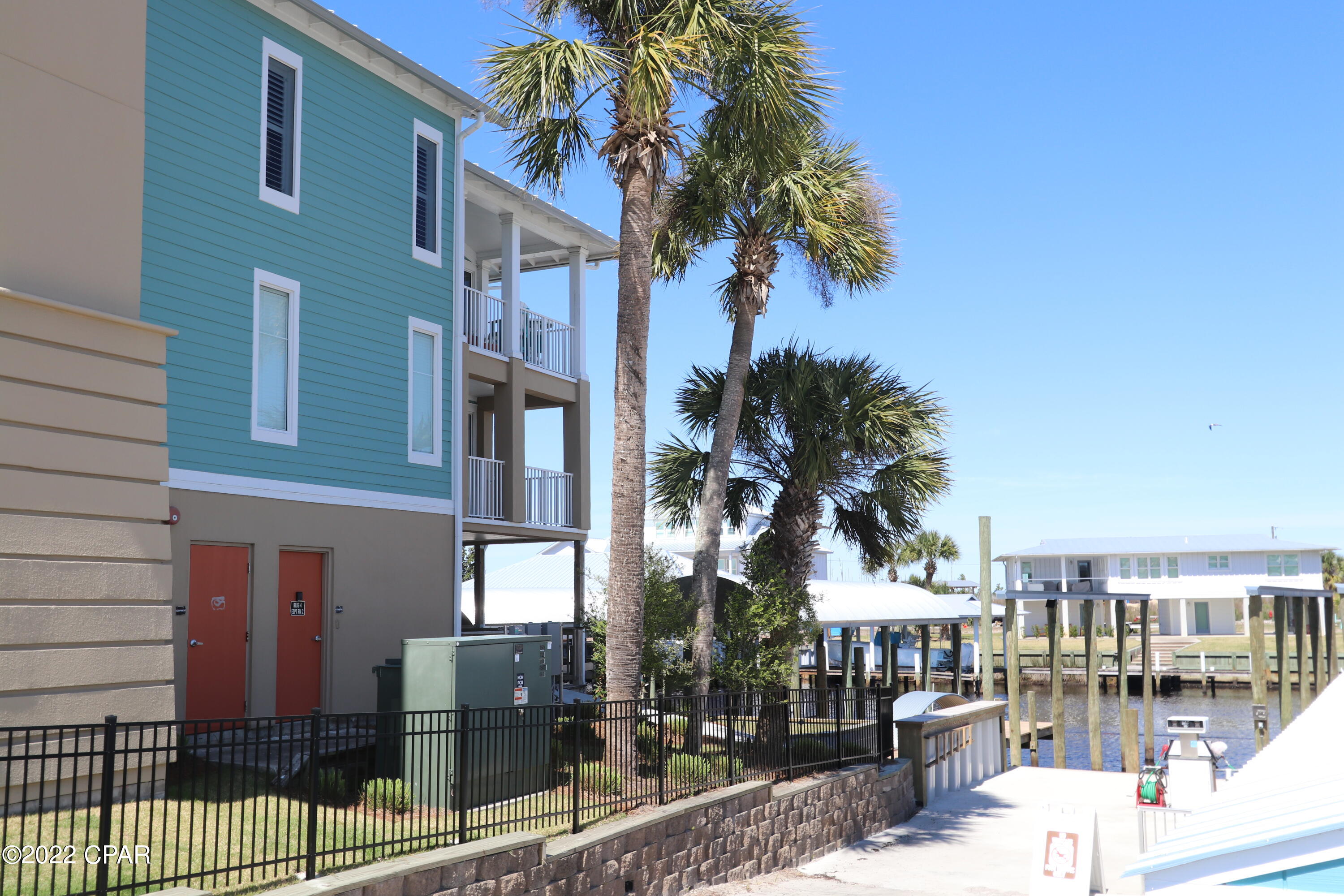 Mexico Beach Bus Cent - Residential