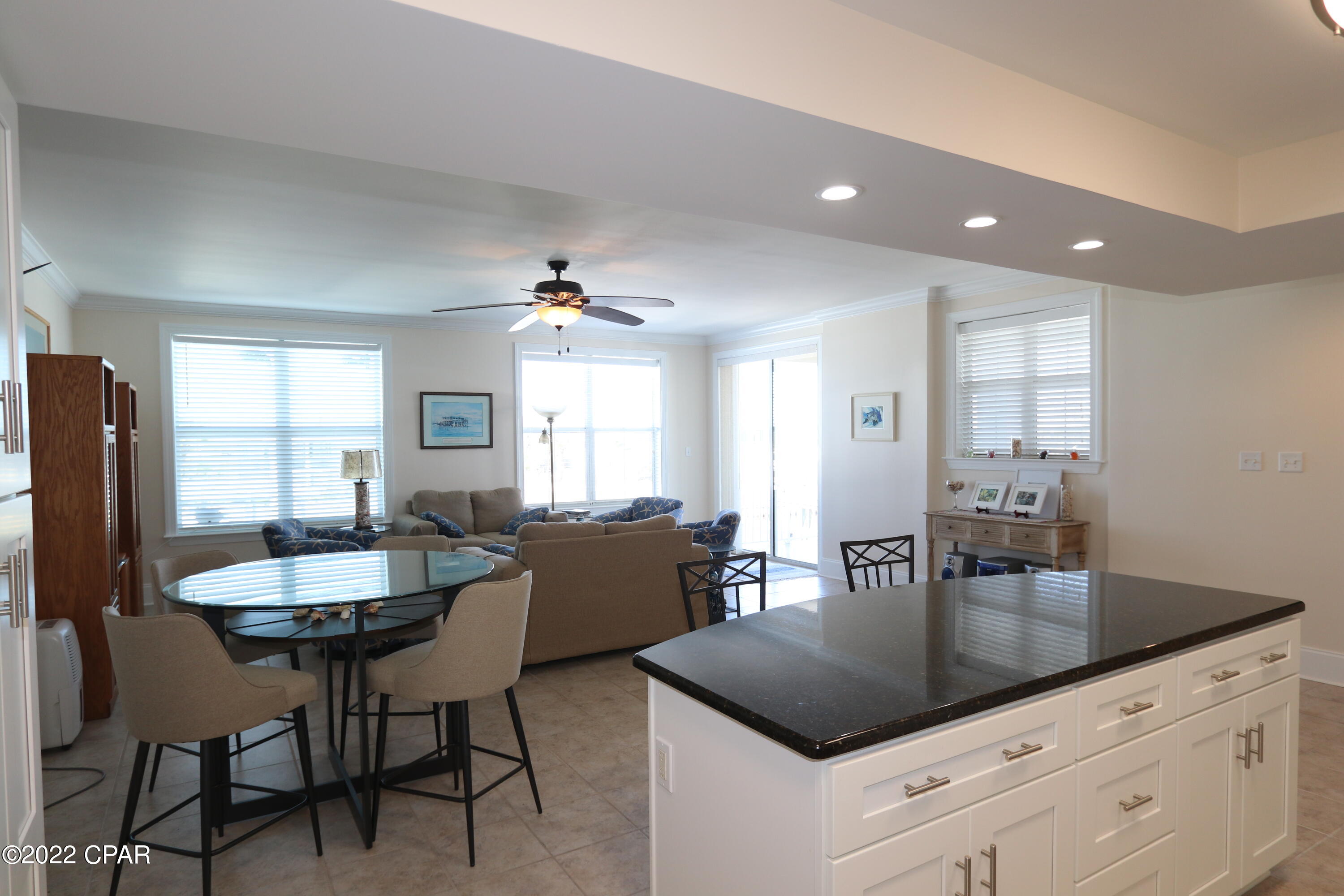 Mexico Beach Bus Cent - Residential