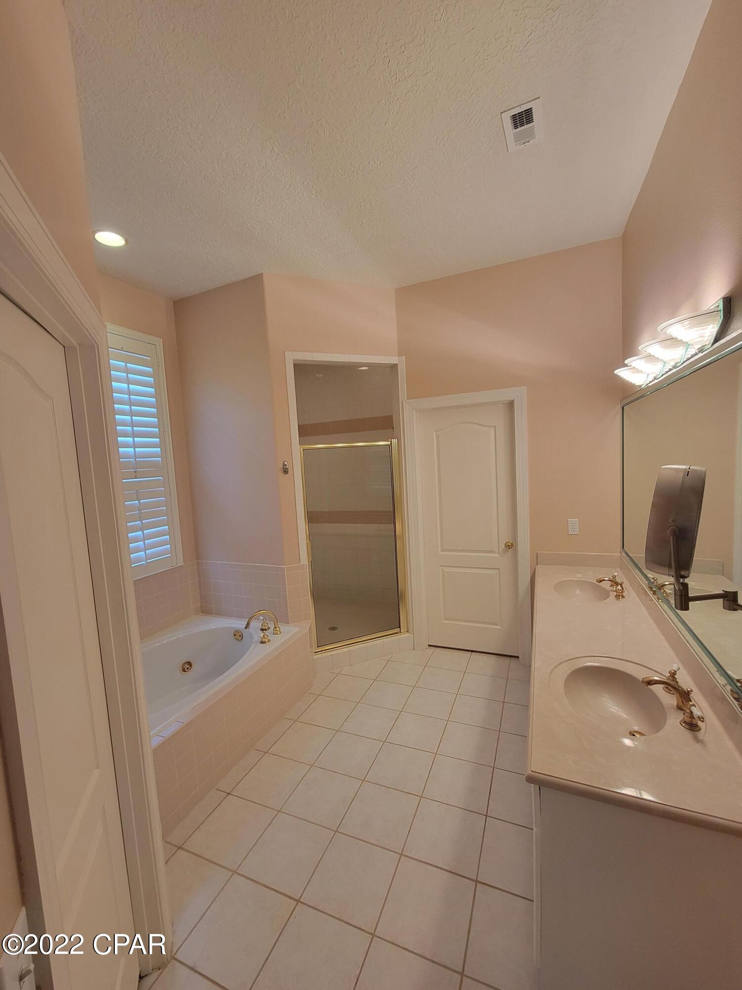 Palm Bay Unit 4 - Residential Lease