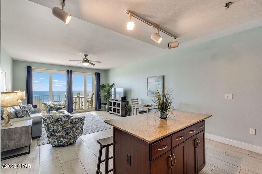 Laketown Wharf - Residential