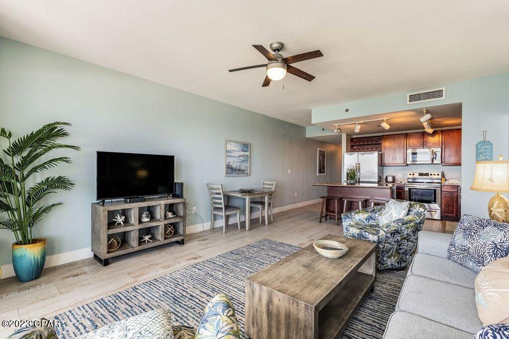 Laketown Wharf - Residential