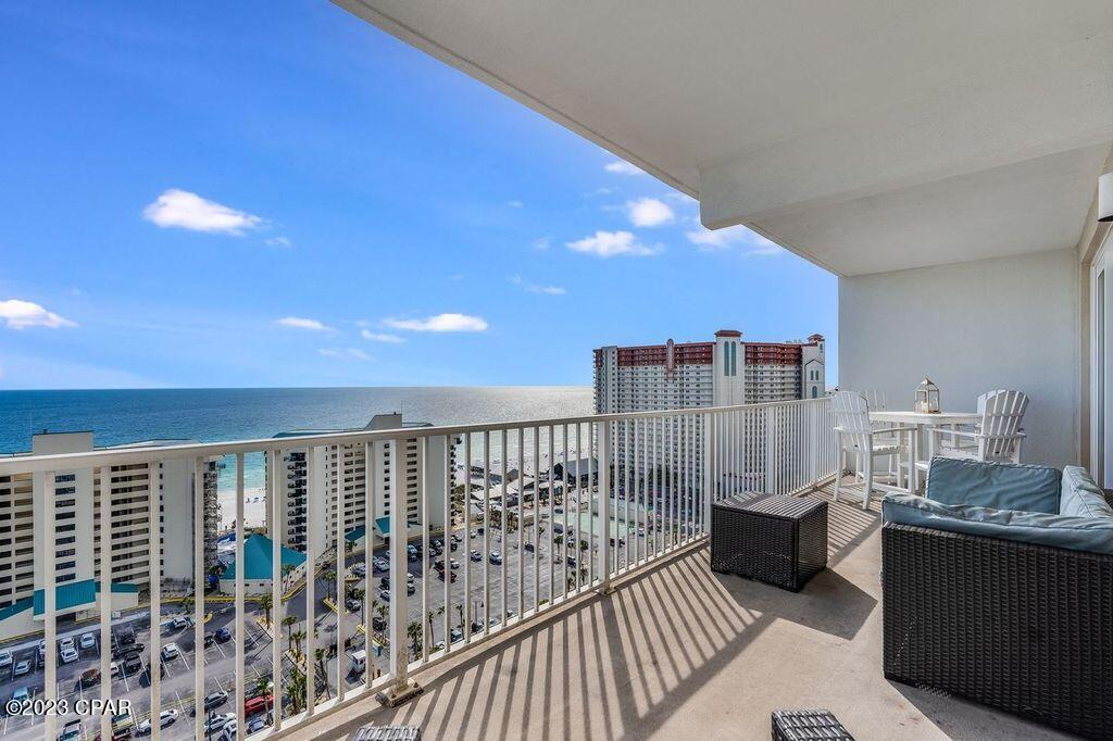 Laketown Wharf - Residential