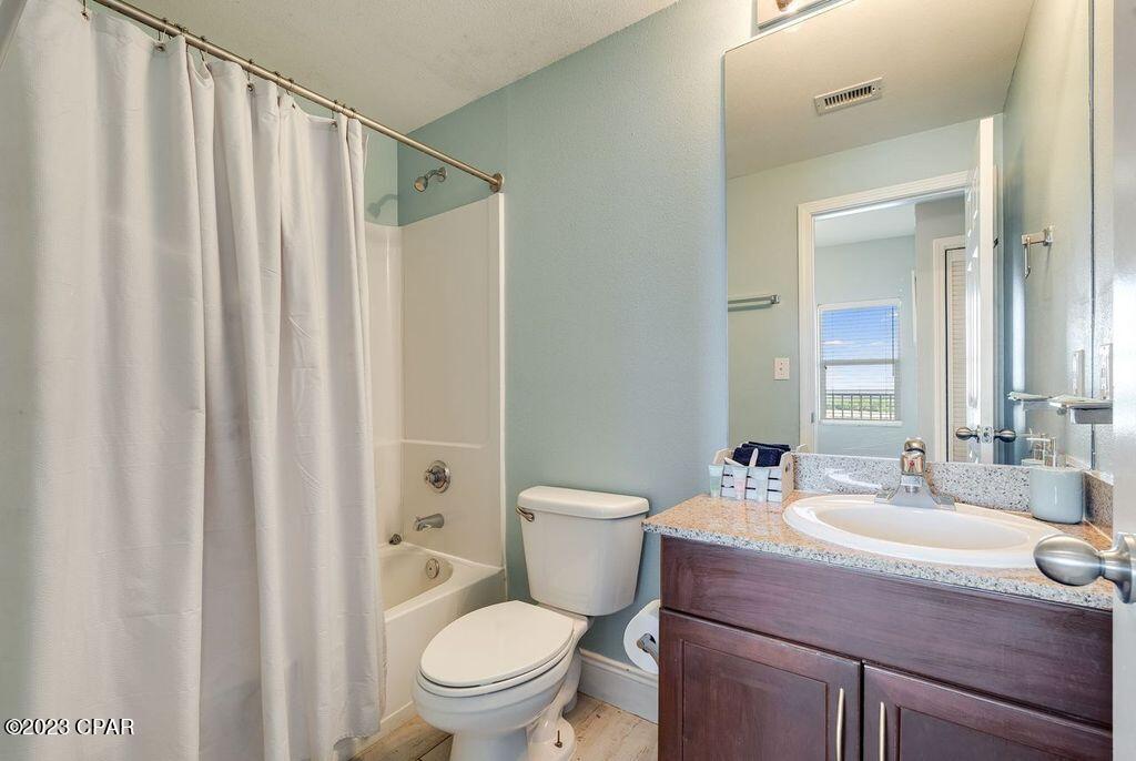 Laketown Wharf - Residential