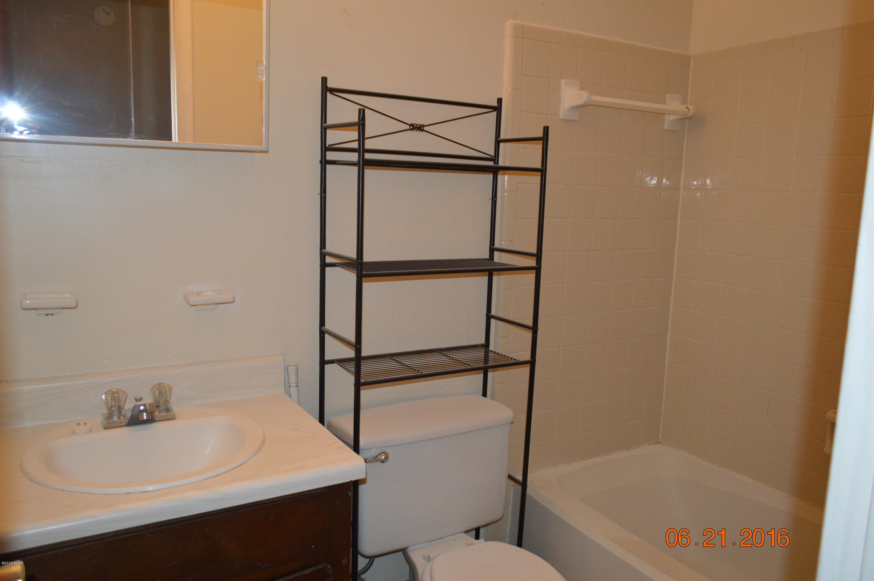 Belaire Estates U-1 - Residential Lease