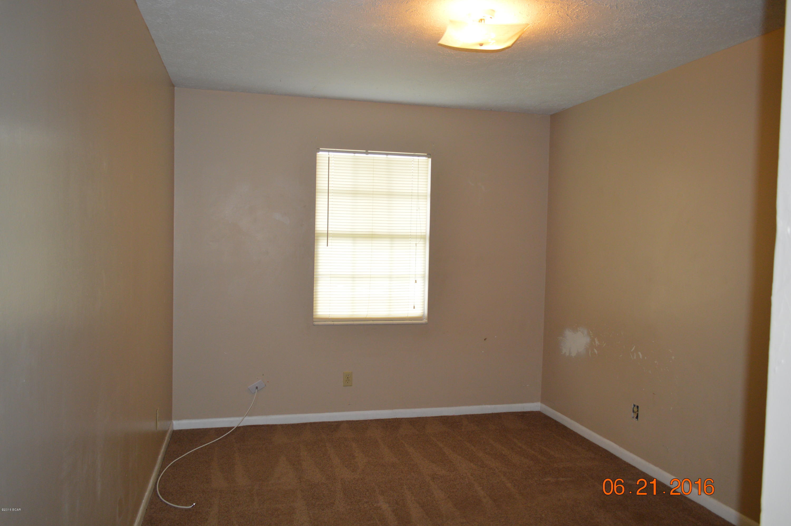 Belaire Estates U-1 - Residential Lease