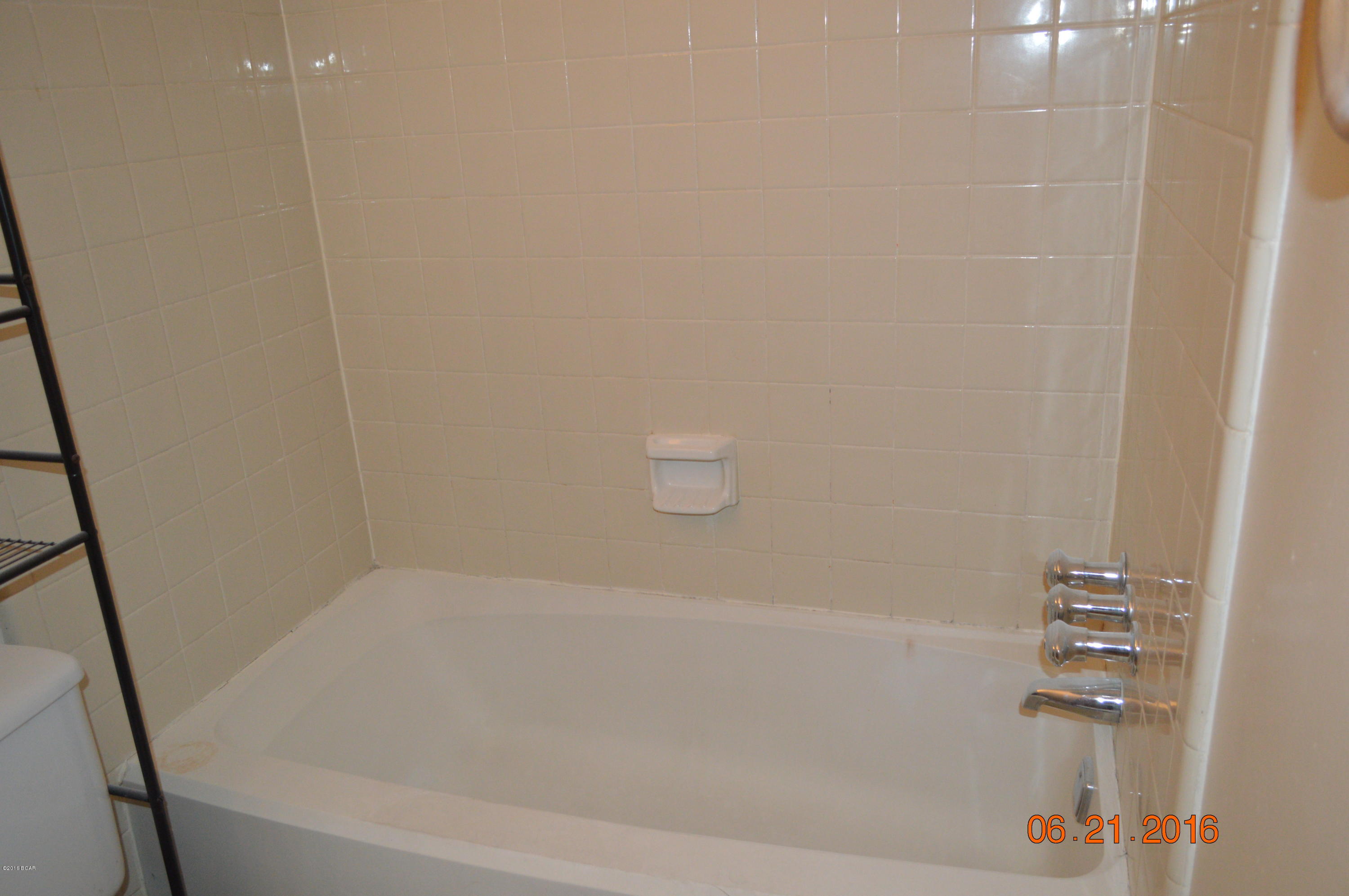 Belaire Estates U-1 - Residential Lease