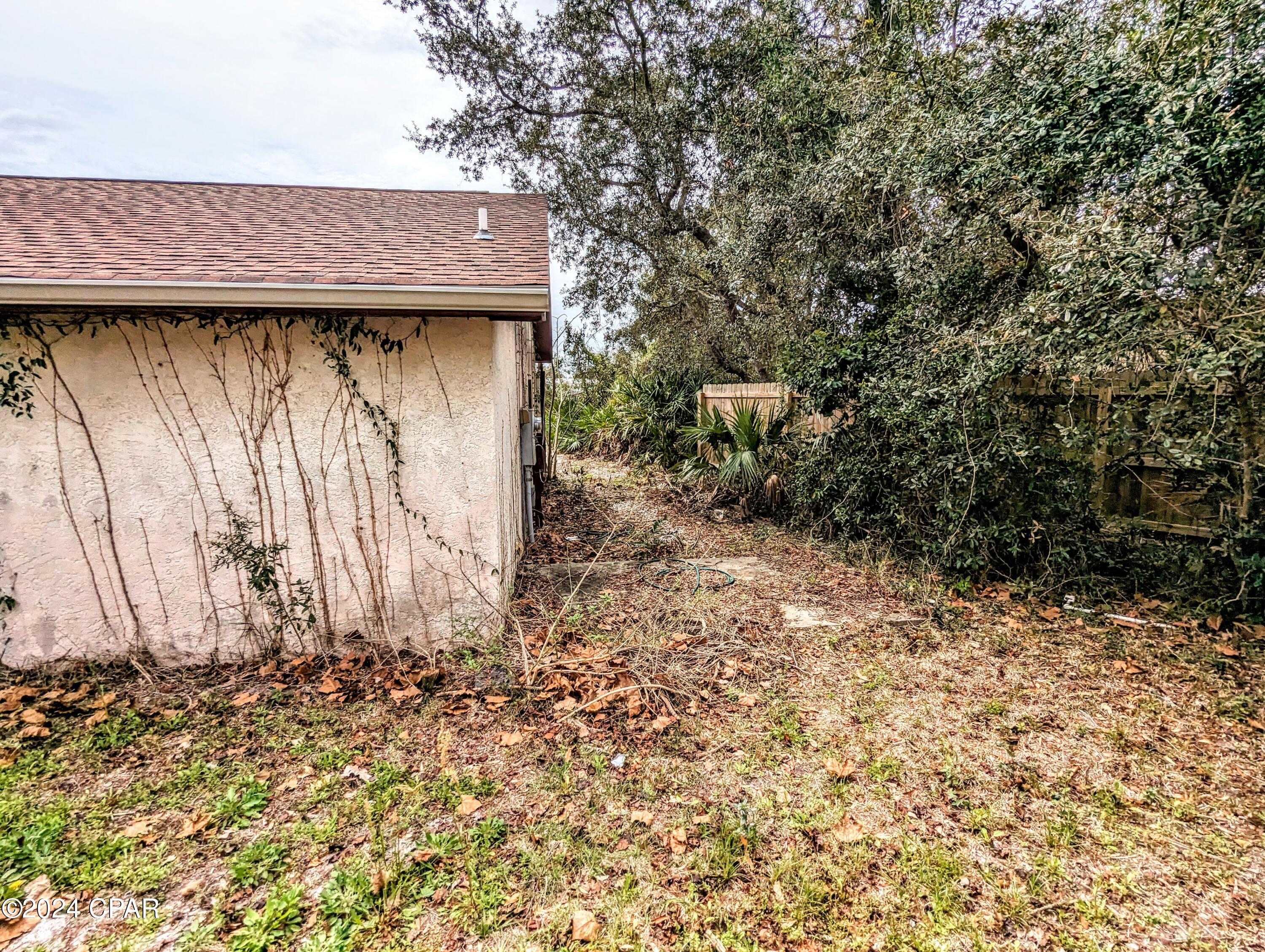 North Lagoon Oaks 1st - Residential