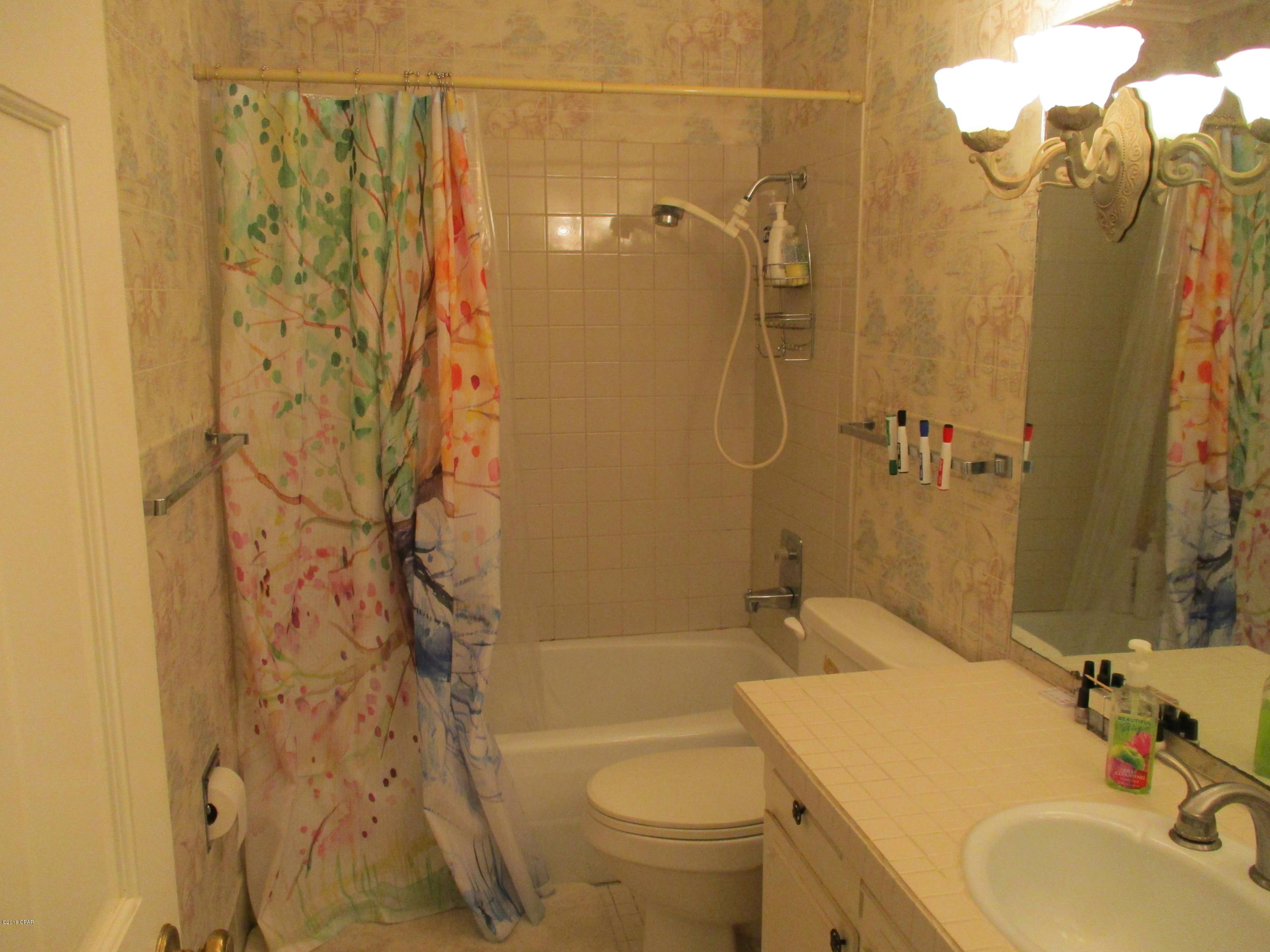 Woodlawn Unit 4 - Residential