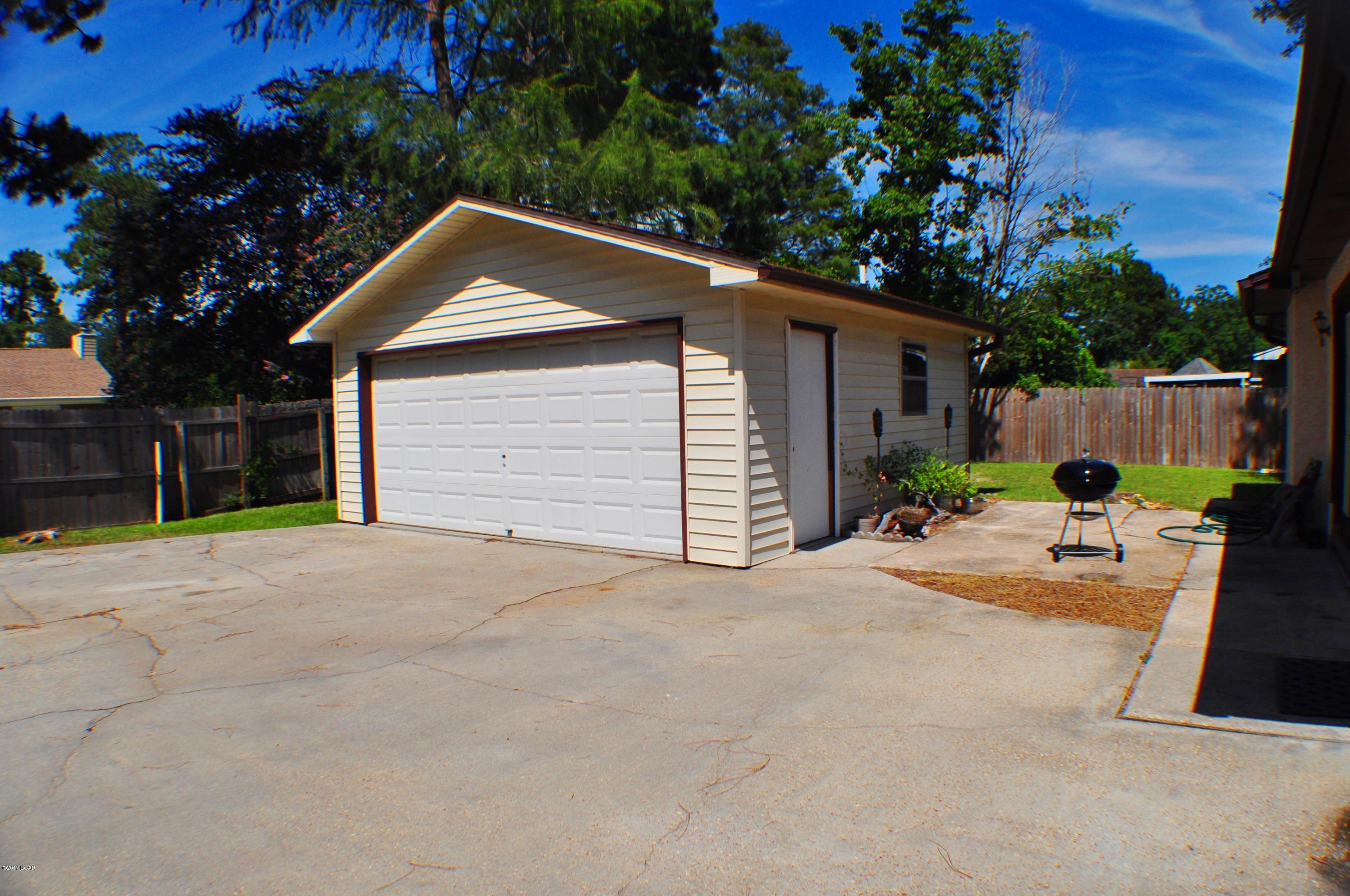 Venetian Villa 2nd Add Replat - Residential