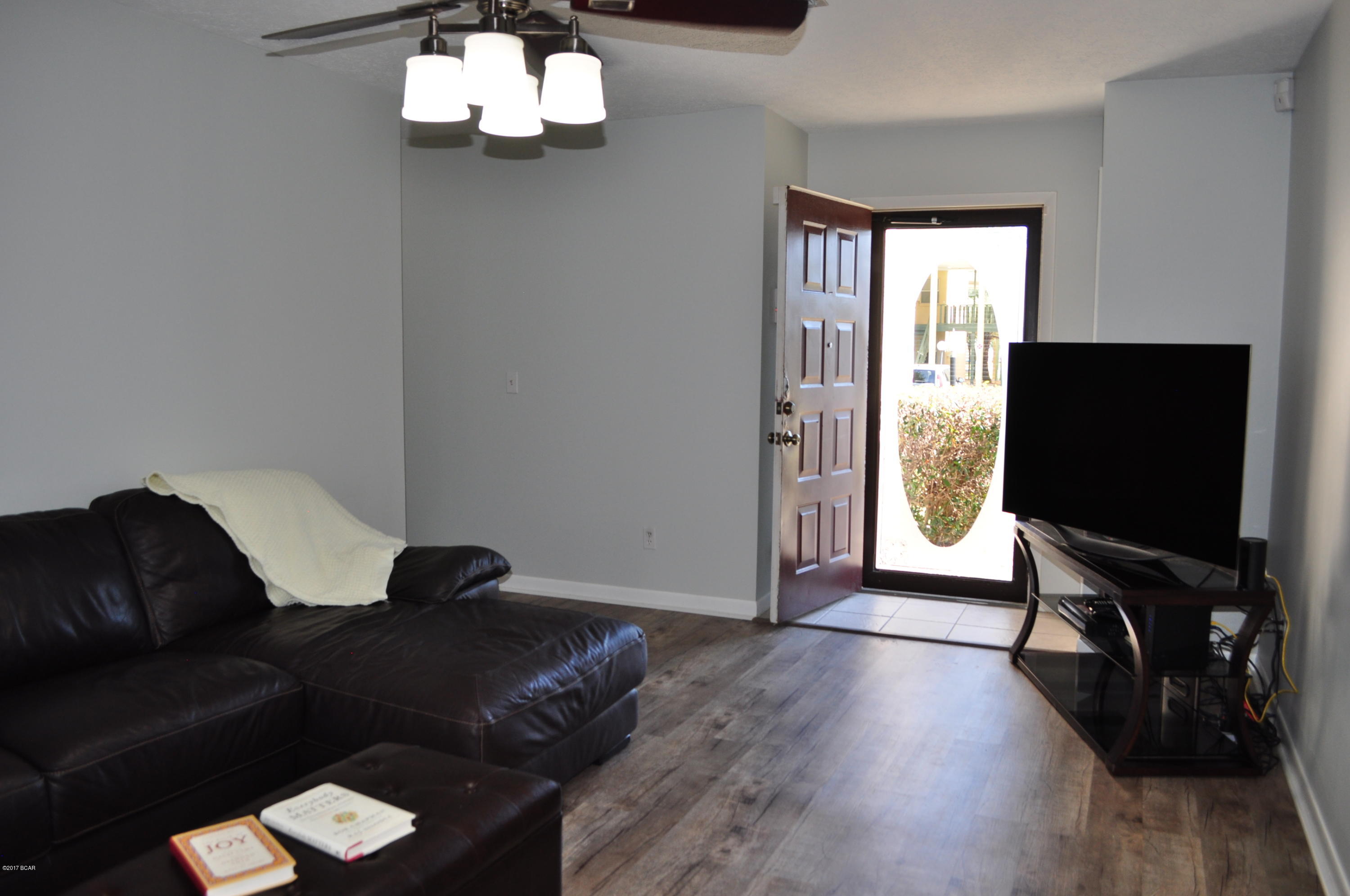 Venetian Villa 2nd Add Replat - Residential