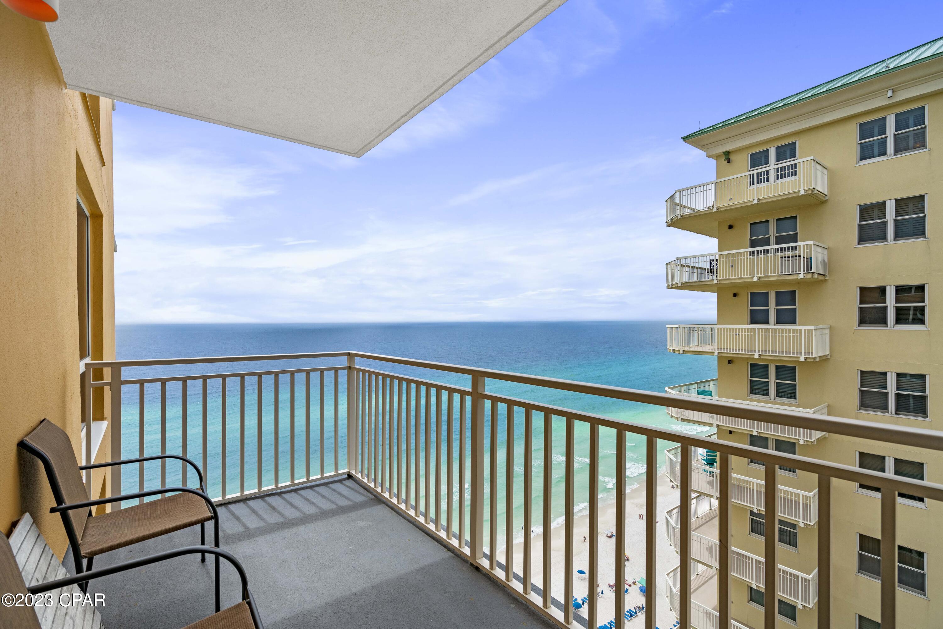 Splash Condo - Residential