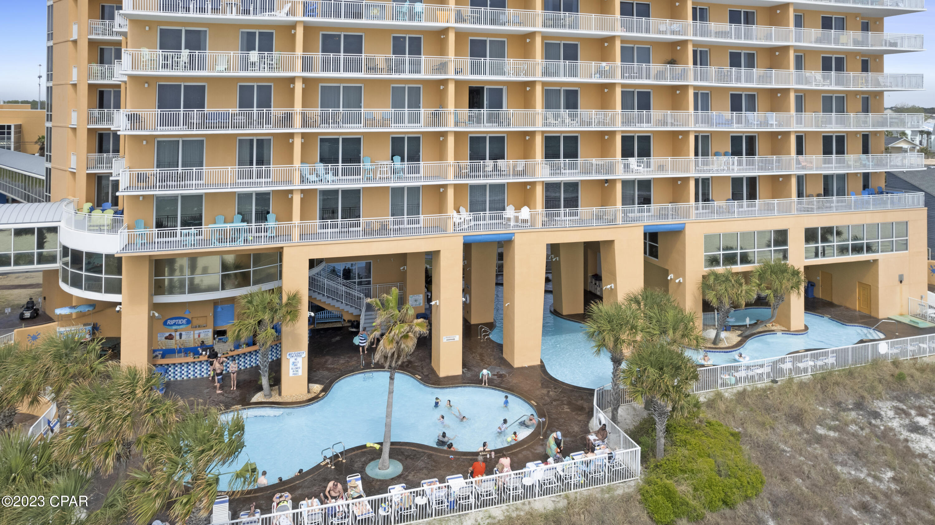 Splash Condo - Residential