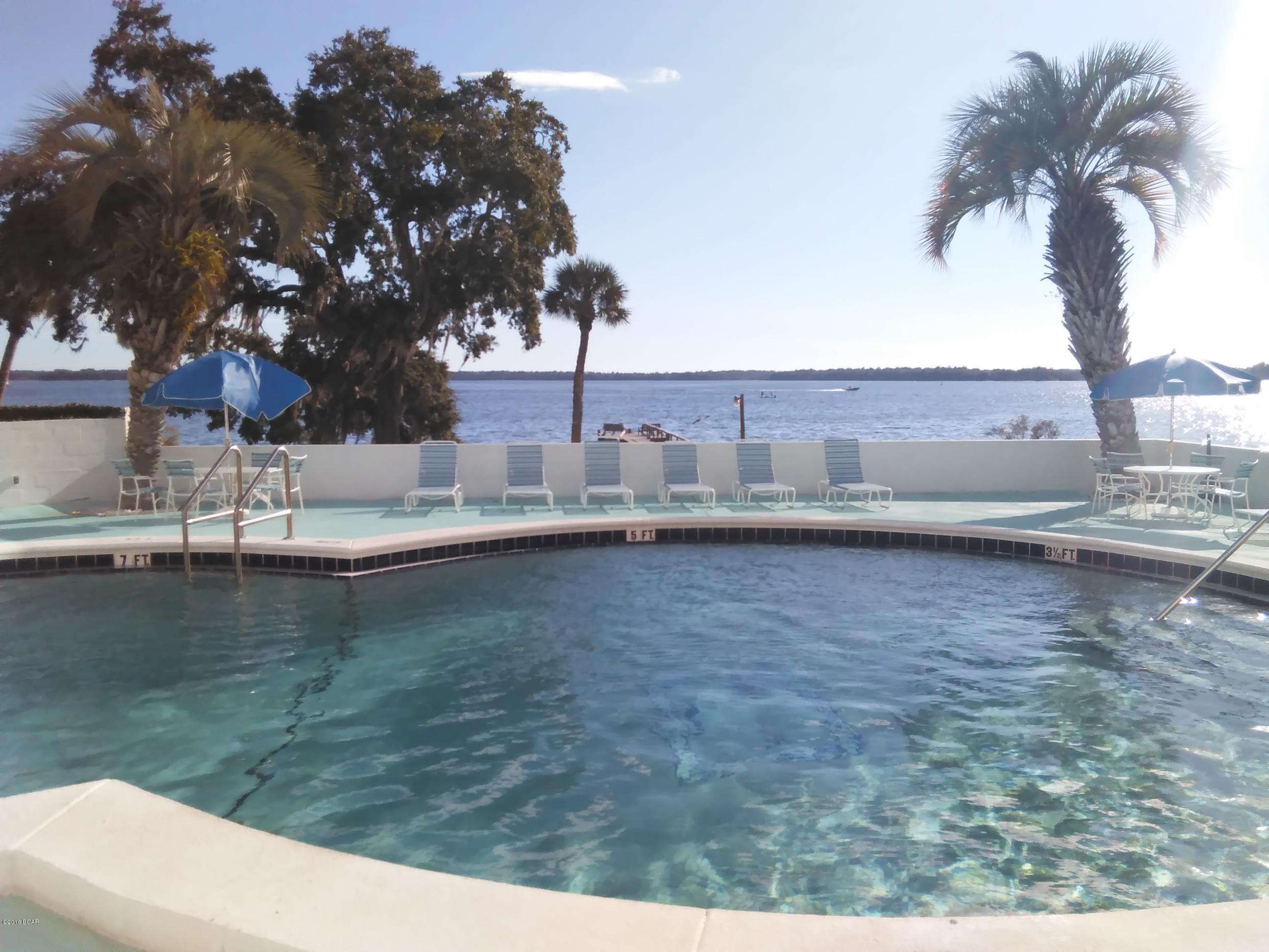 Bay Club Condo Ph 1 - Residential