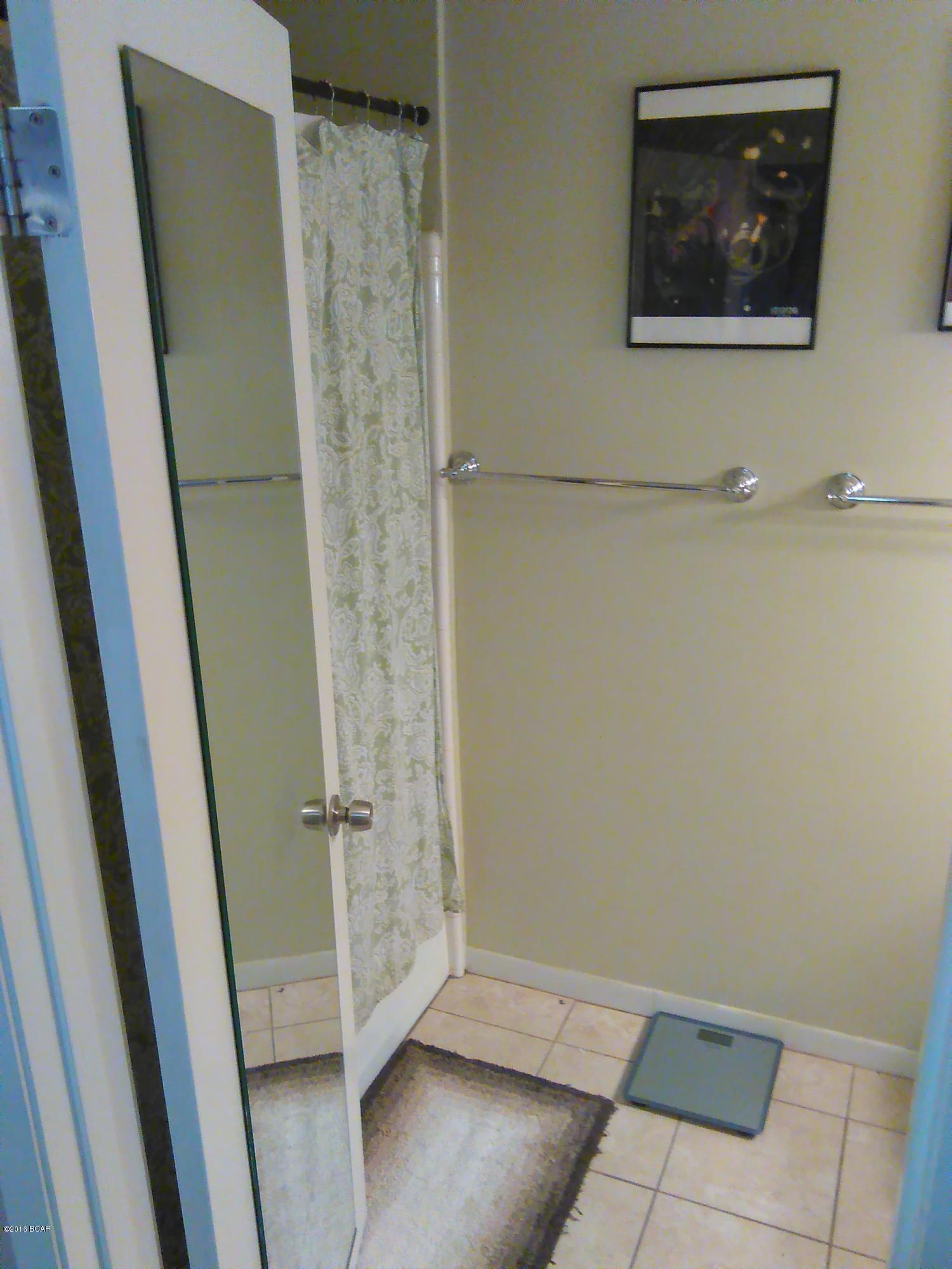 Bay Club Condo Ph 1 - Residential