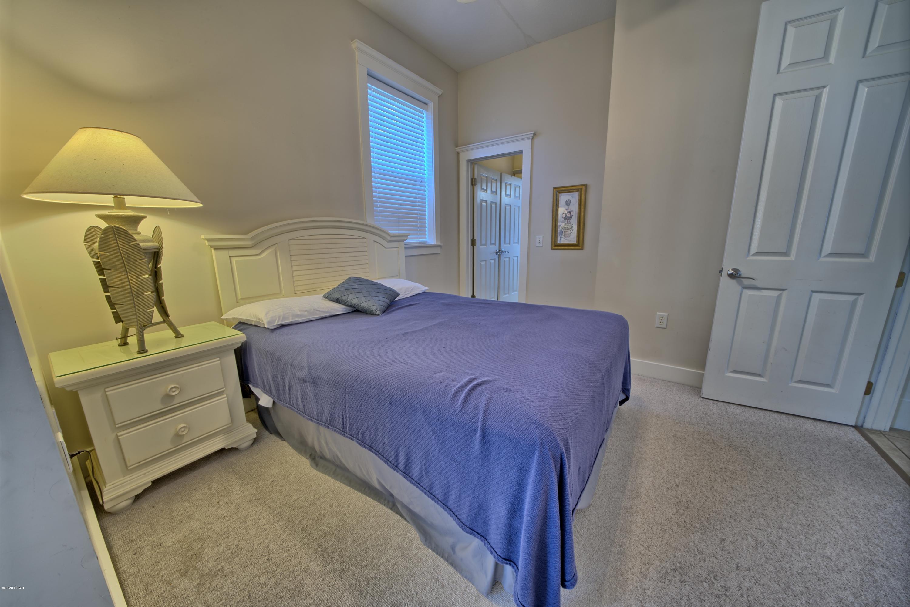 La Valencia Beach Resort - Residential