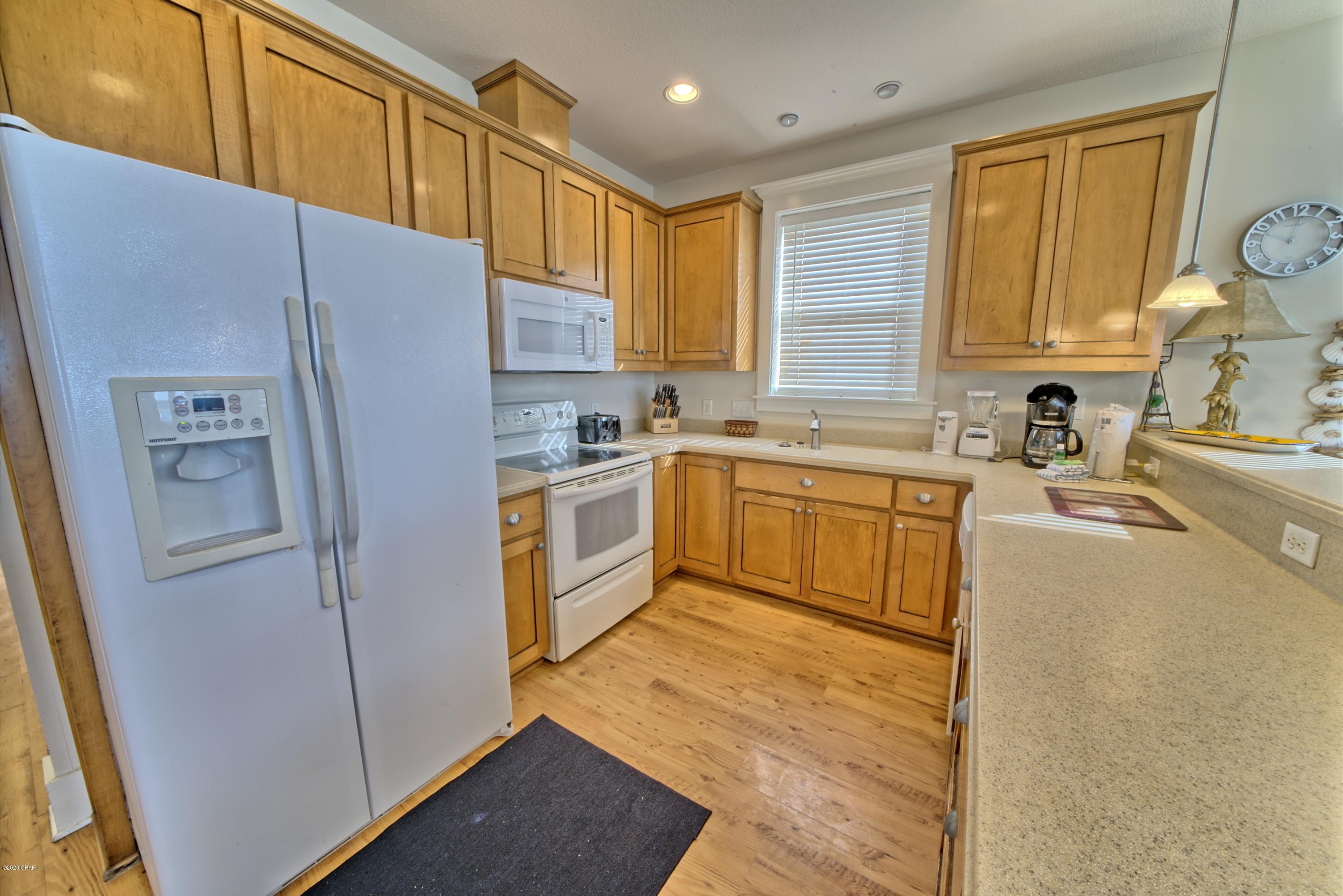 La Valencia Beach Resort - Residential