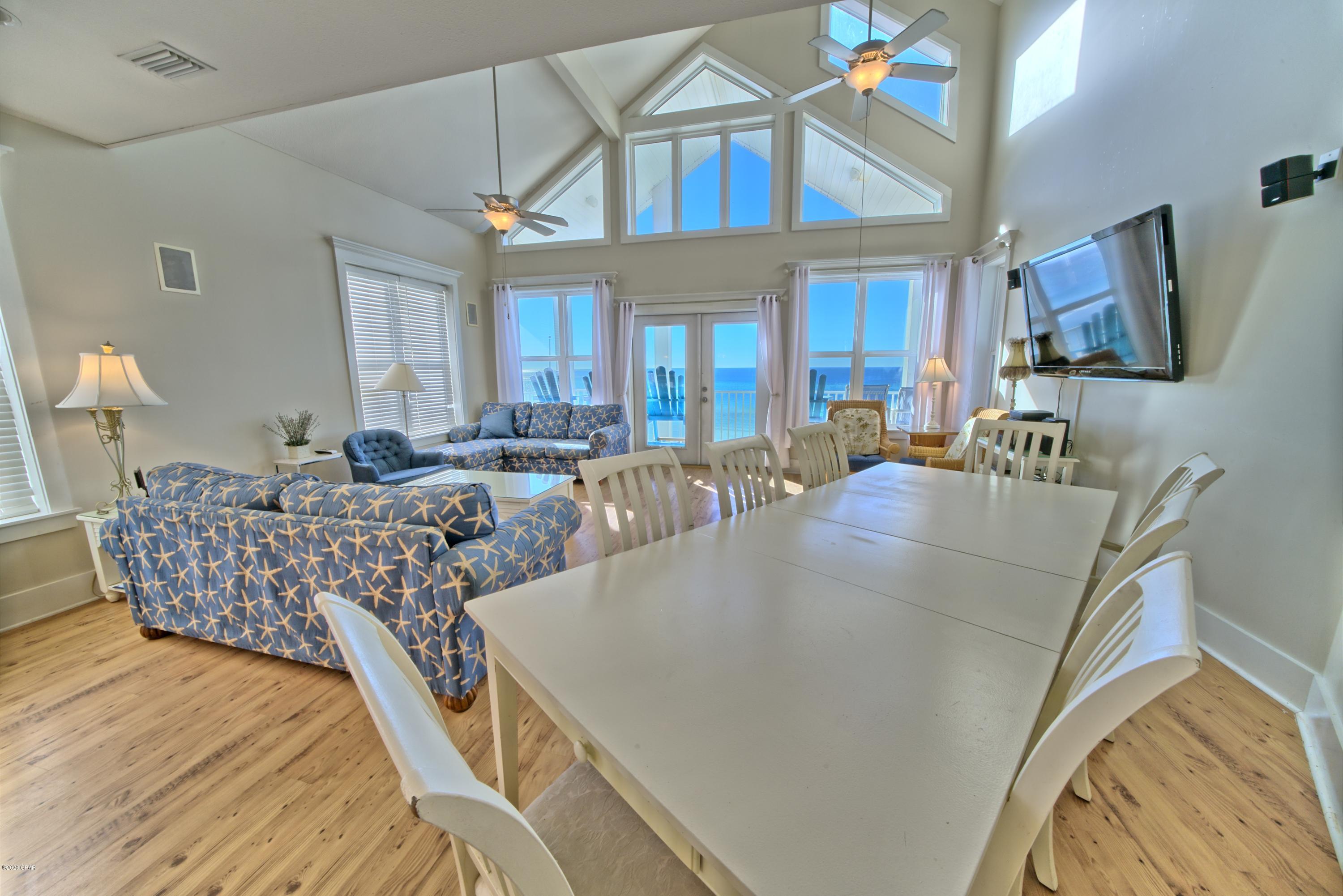 La Valencia Beach Resort - Residential