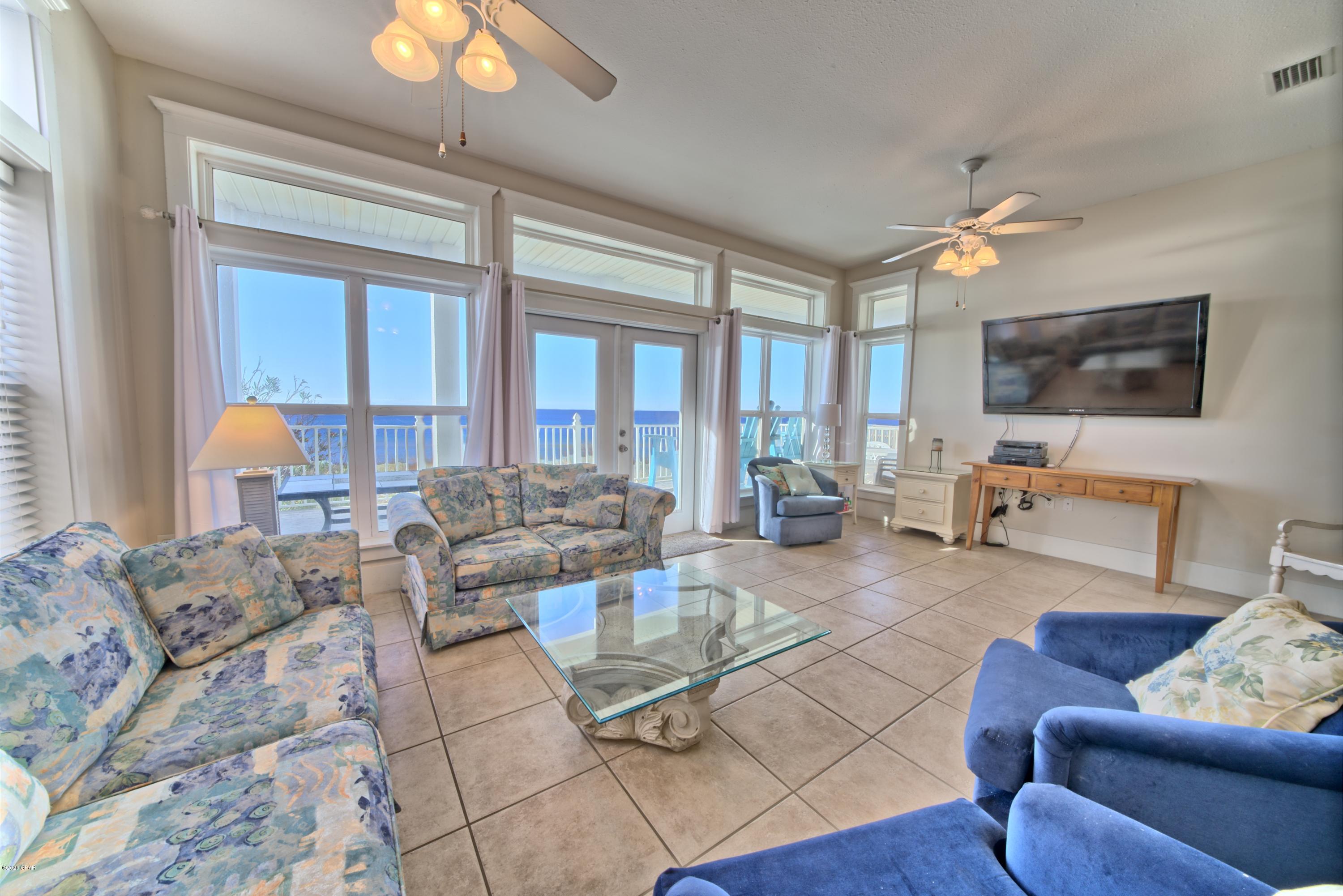 La Valencia Beach Resort - Residential