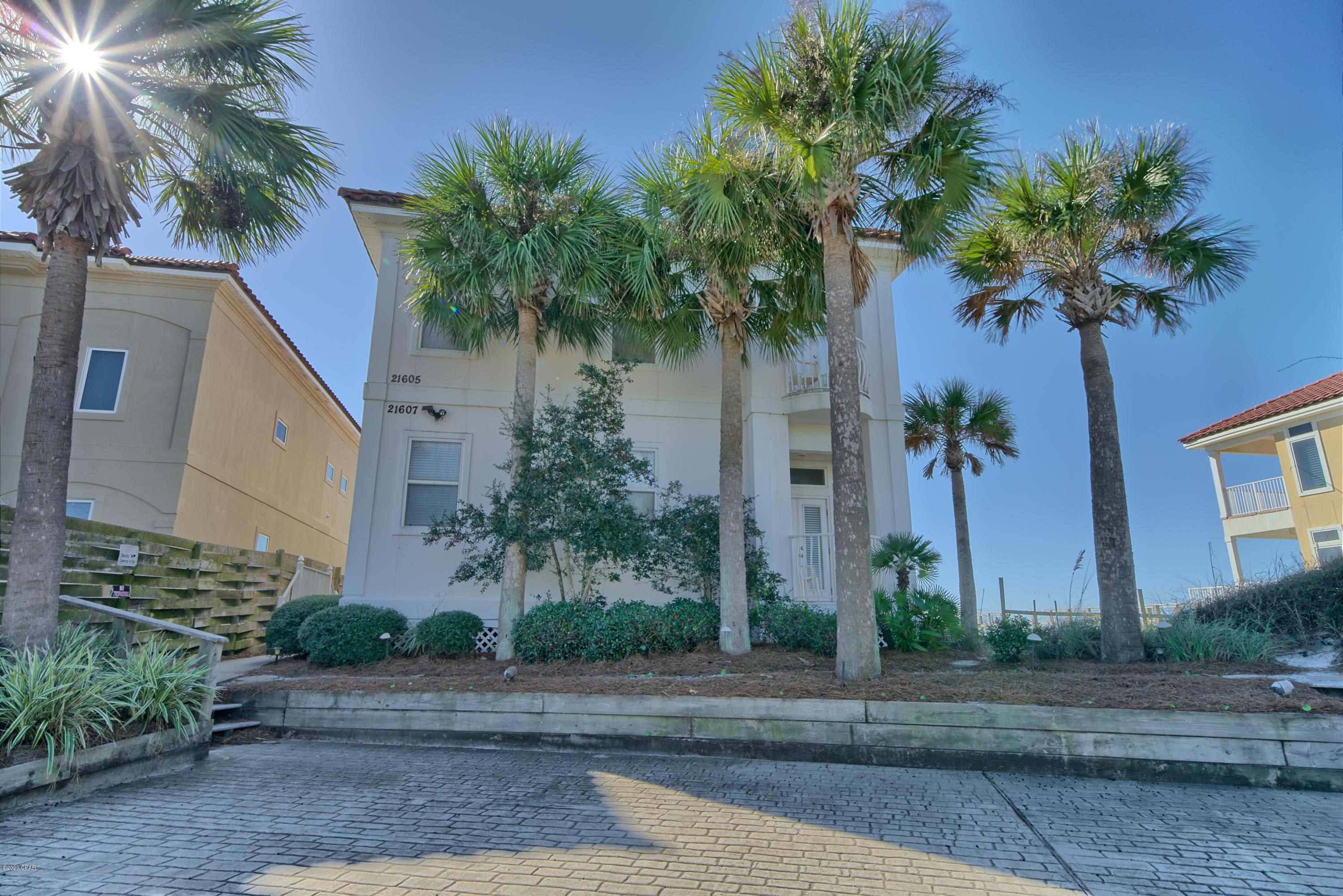 La Valencia Beach Resort - Residential