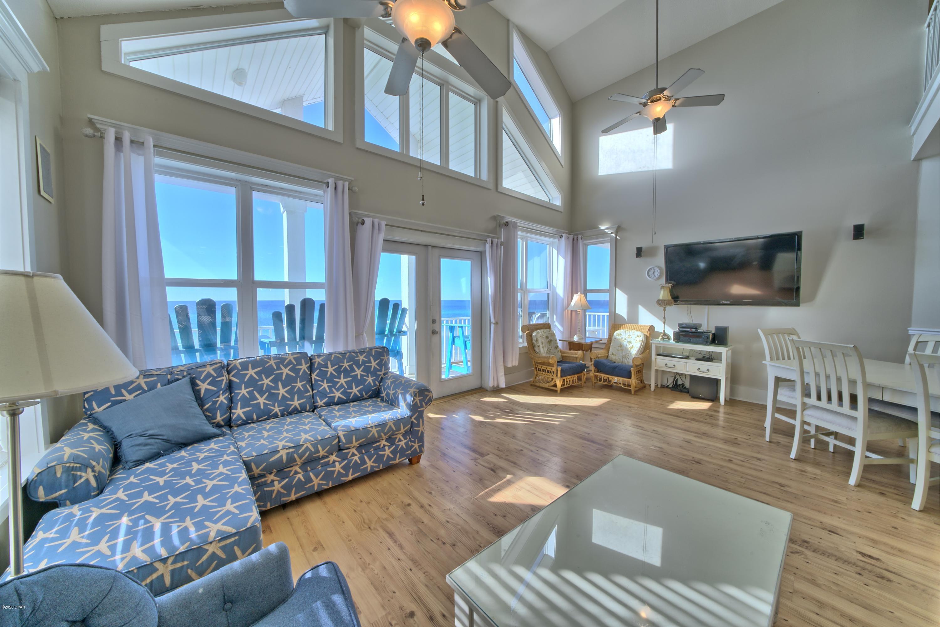 La Valencia Beach Resort - Residential