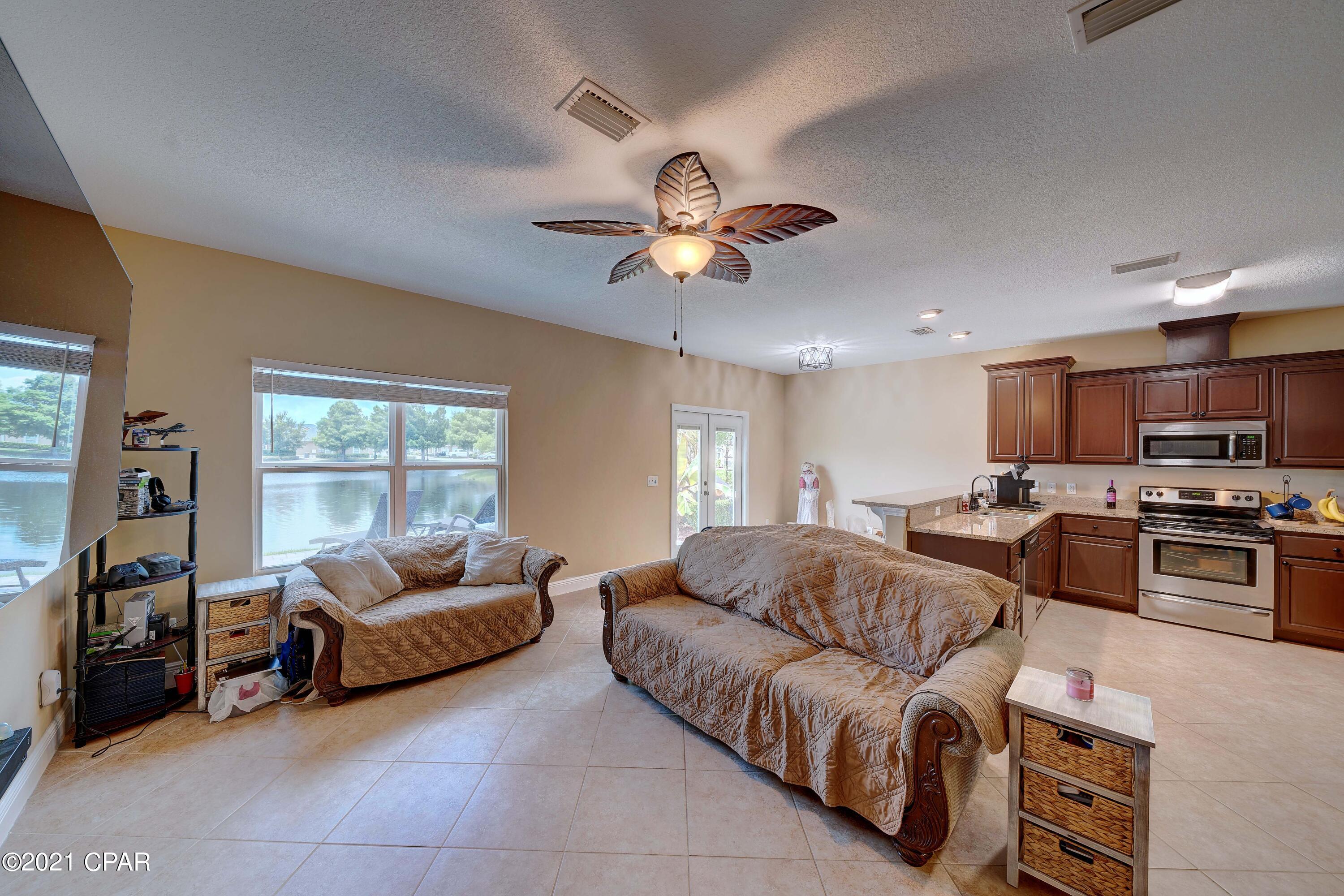 Annabella's Townhomes - Residential