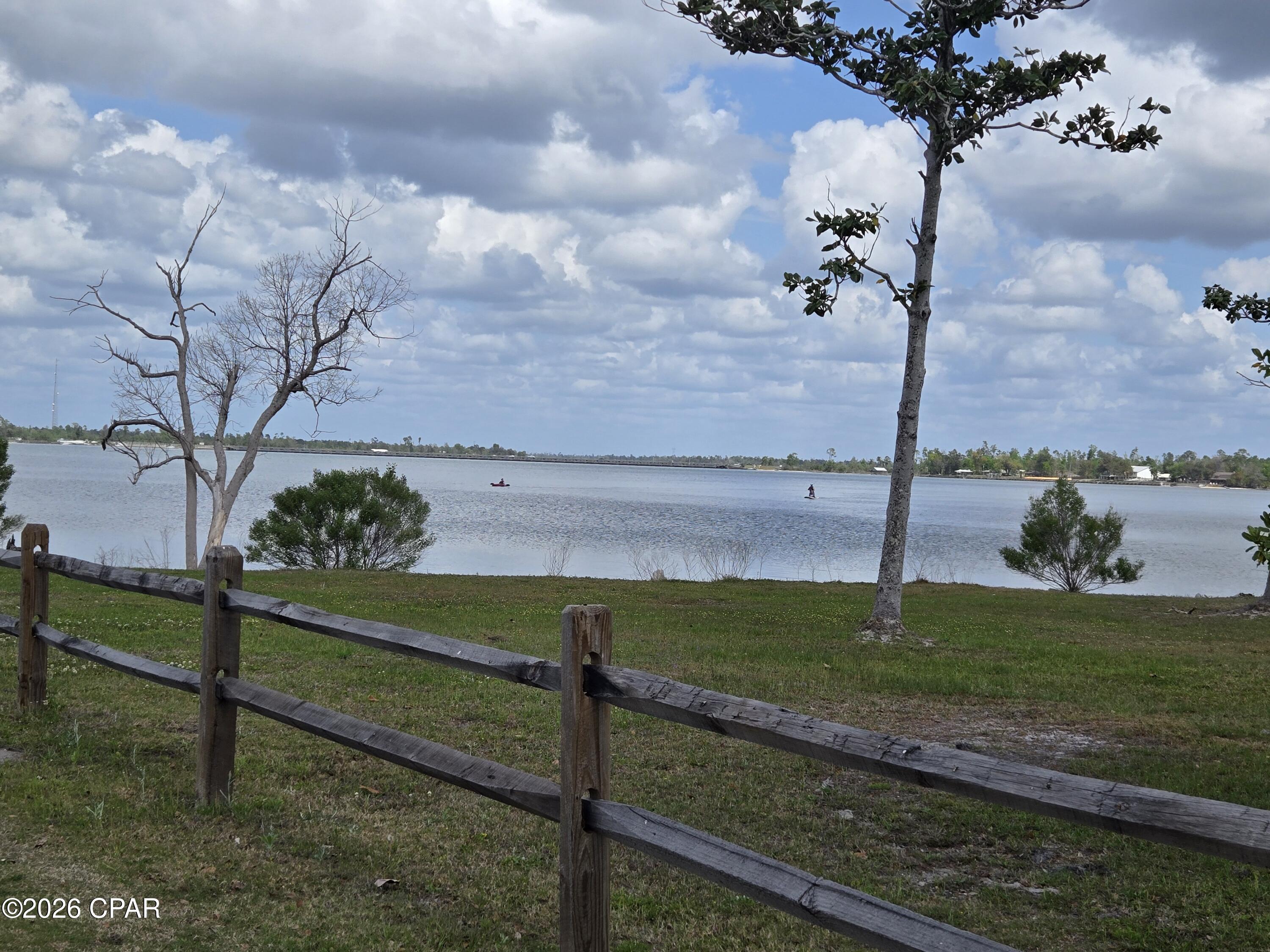 College Point 1st Add - Land