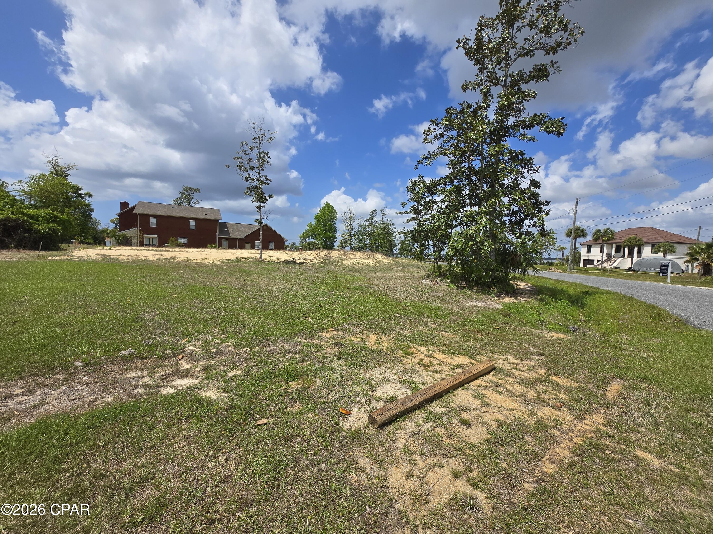 College Point 1st Add - Land