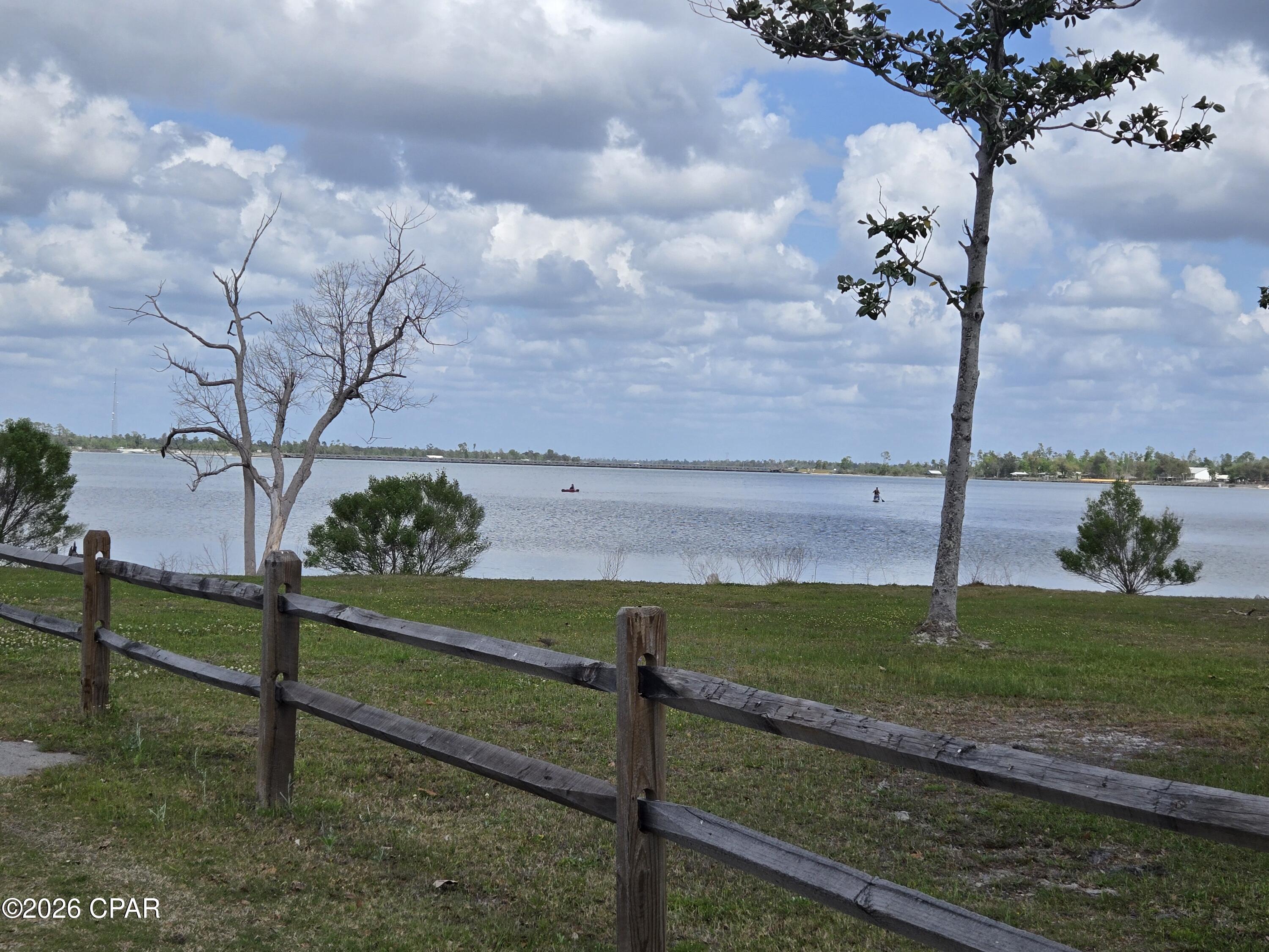 College Point 1st Add - Land