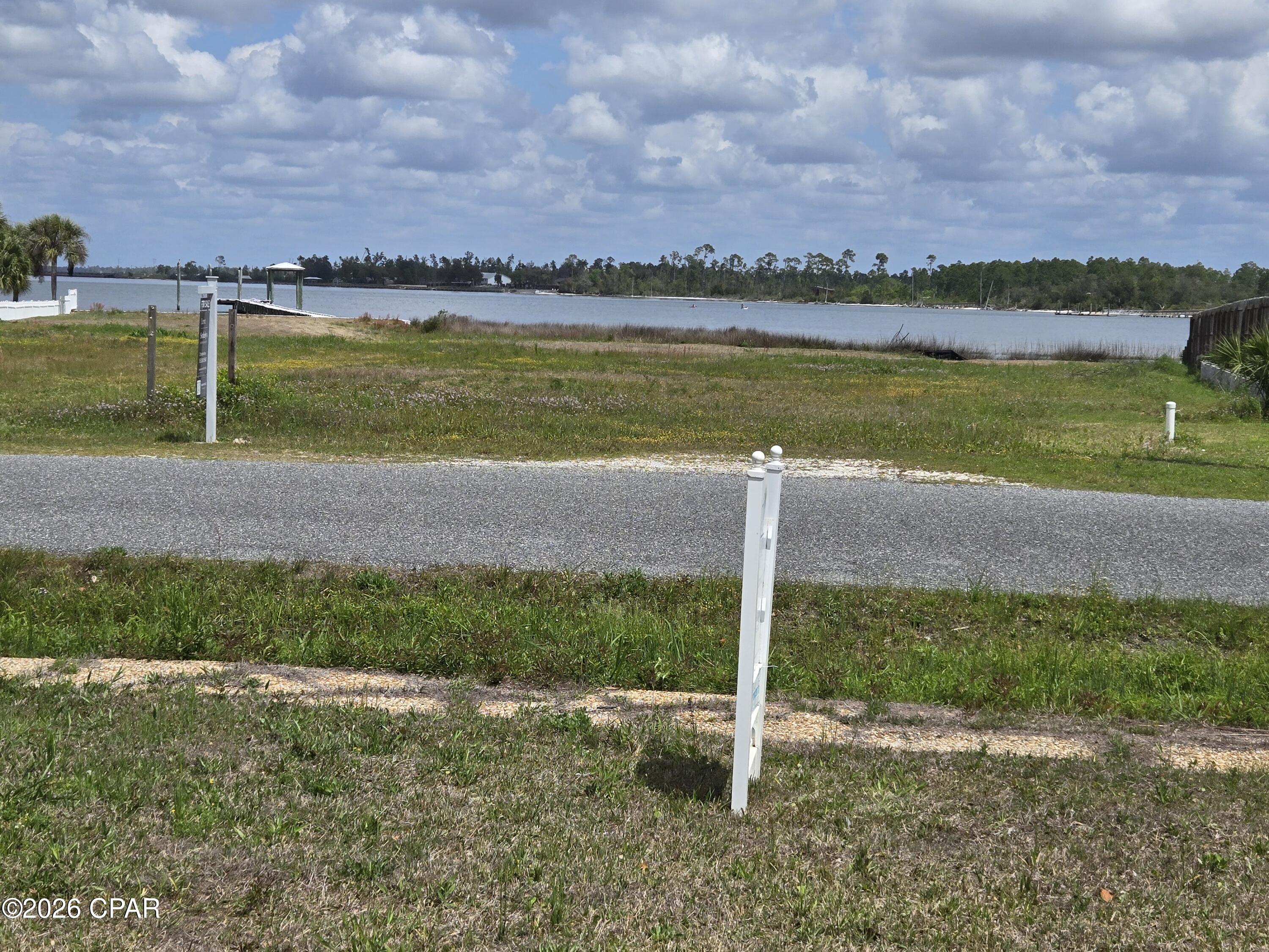 College Point 1st Add - Land