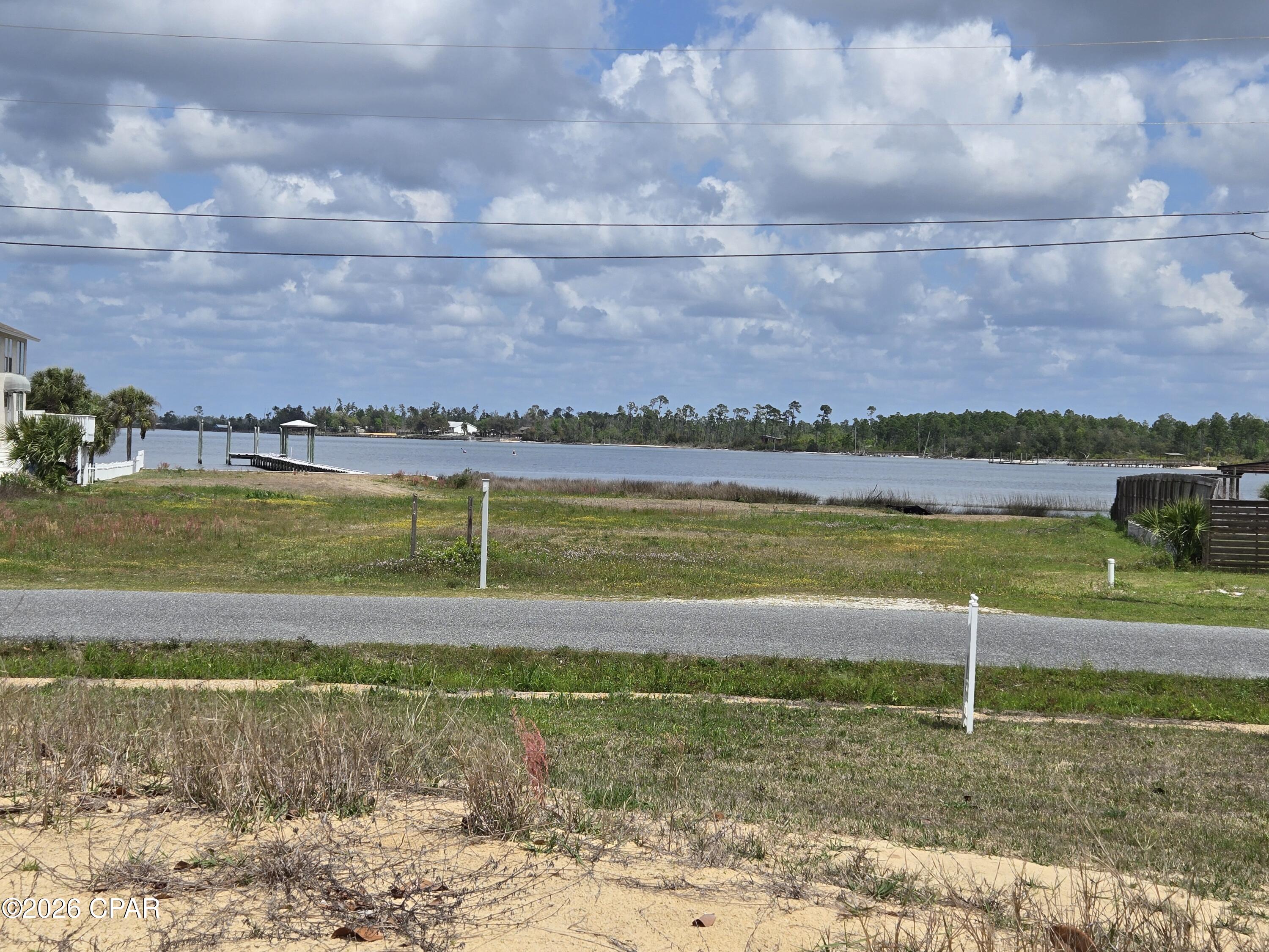 College Point 1st Add - Land