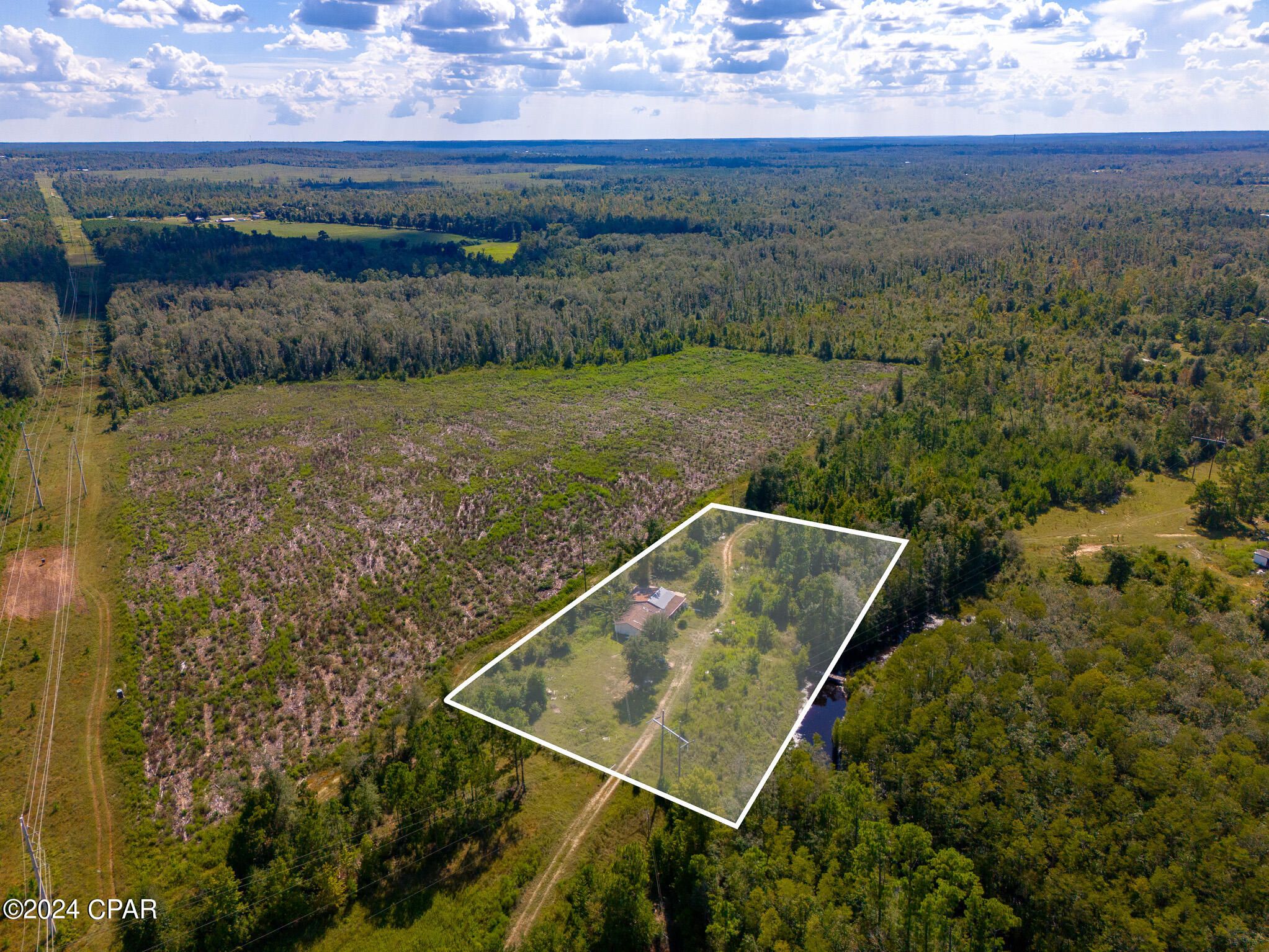 Compass Lake In The Hills - Land