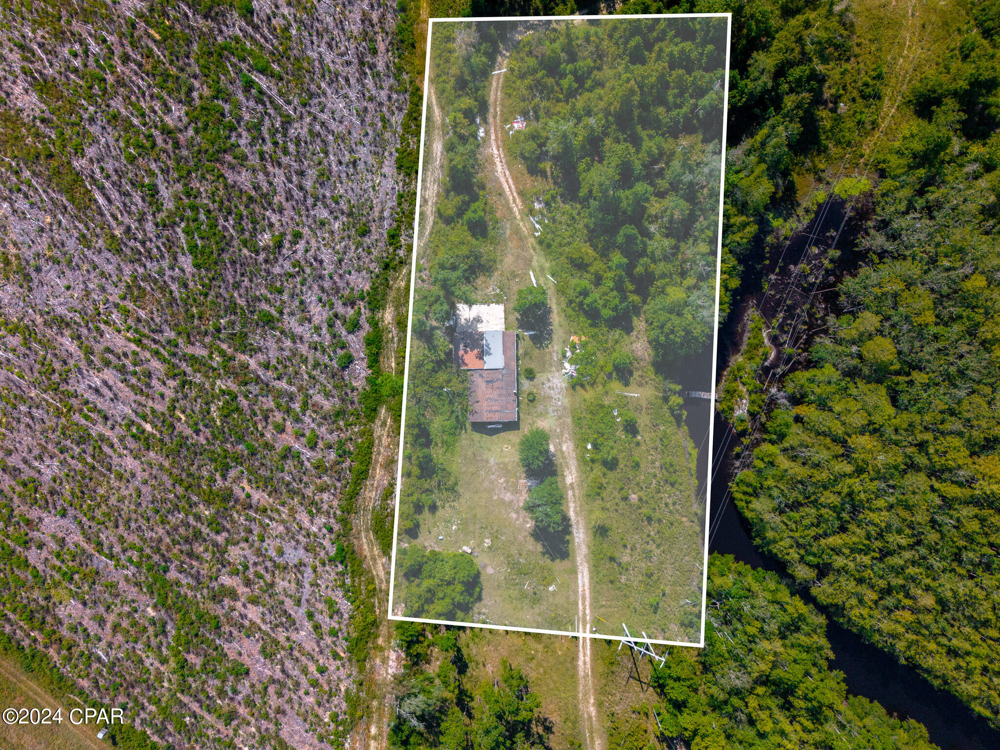 Compass Lake In The Hills - Land