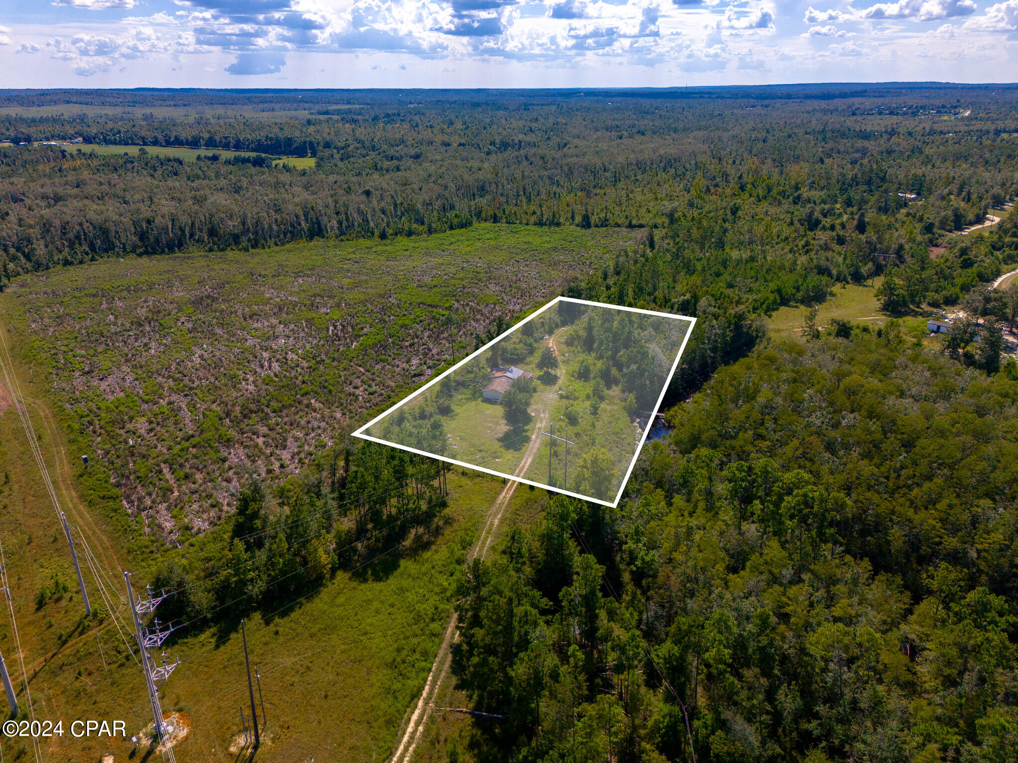 Compass Lake In The Hills - Land