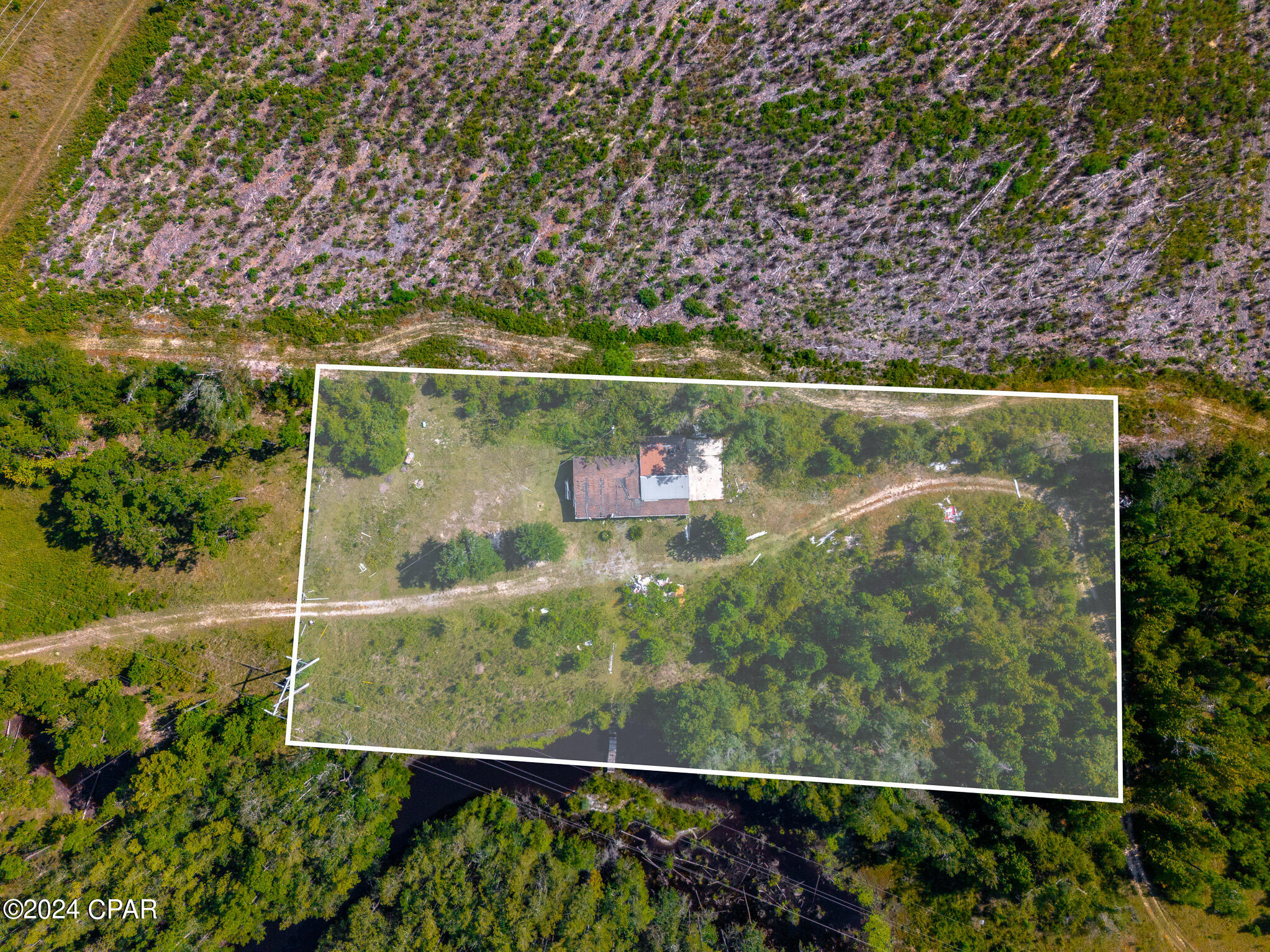 Compass Lake In The Hills - Land