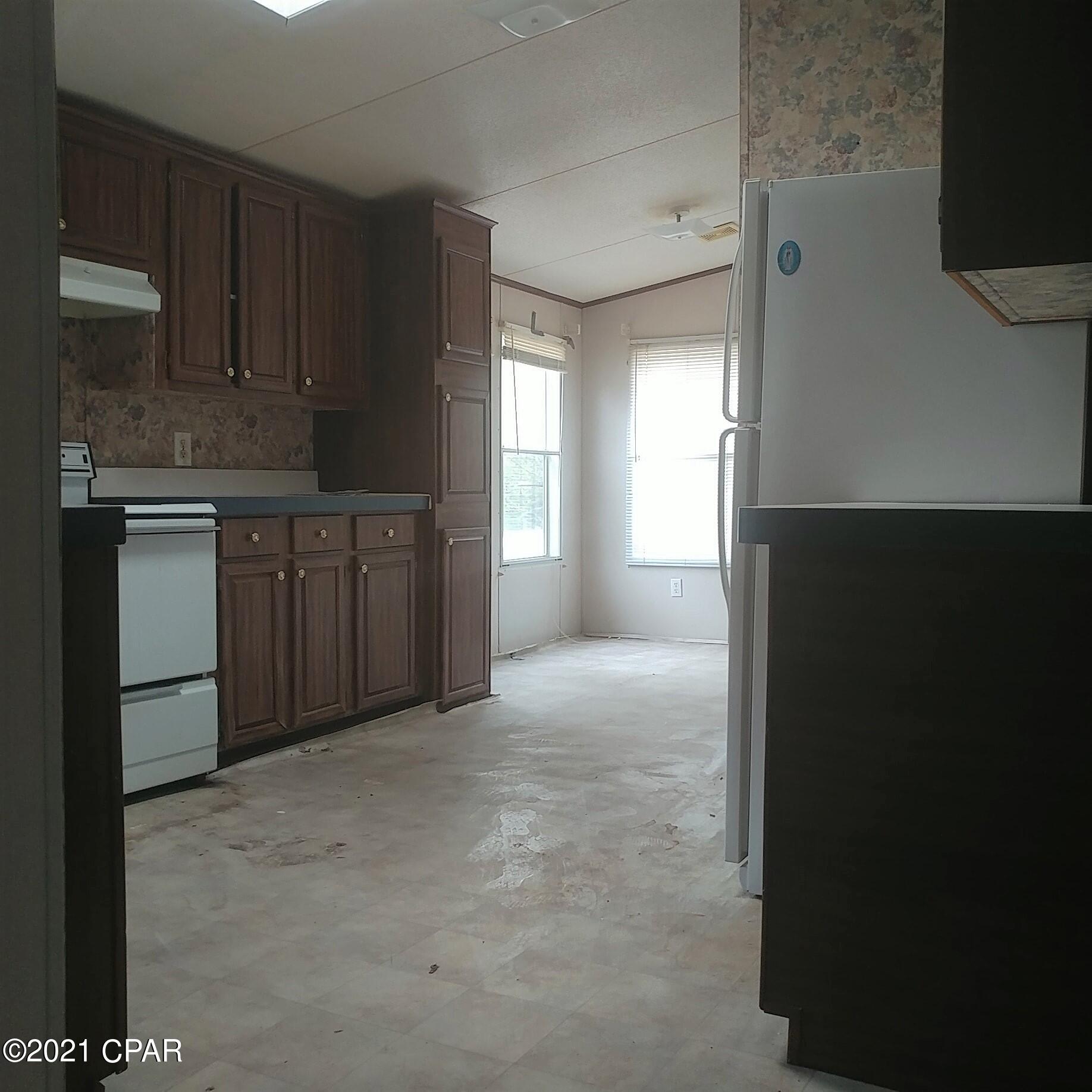 Oakwood Lakes - Residential